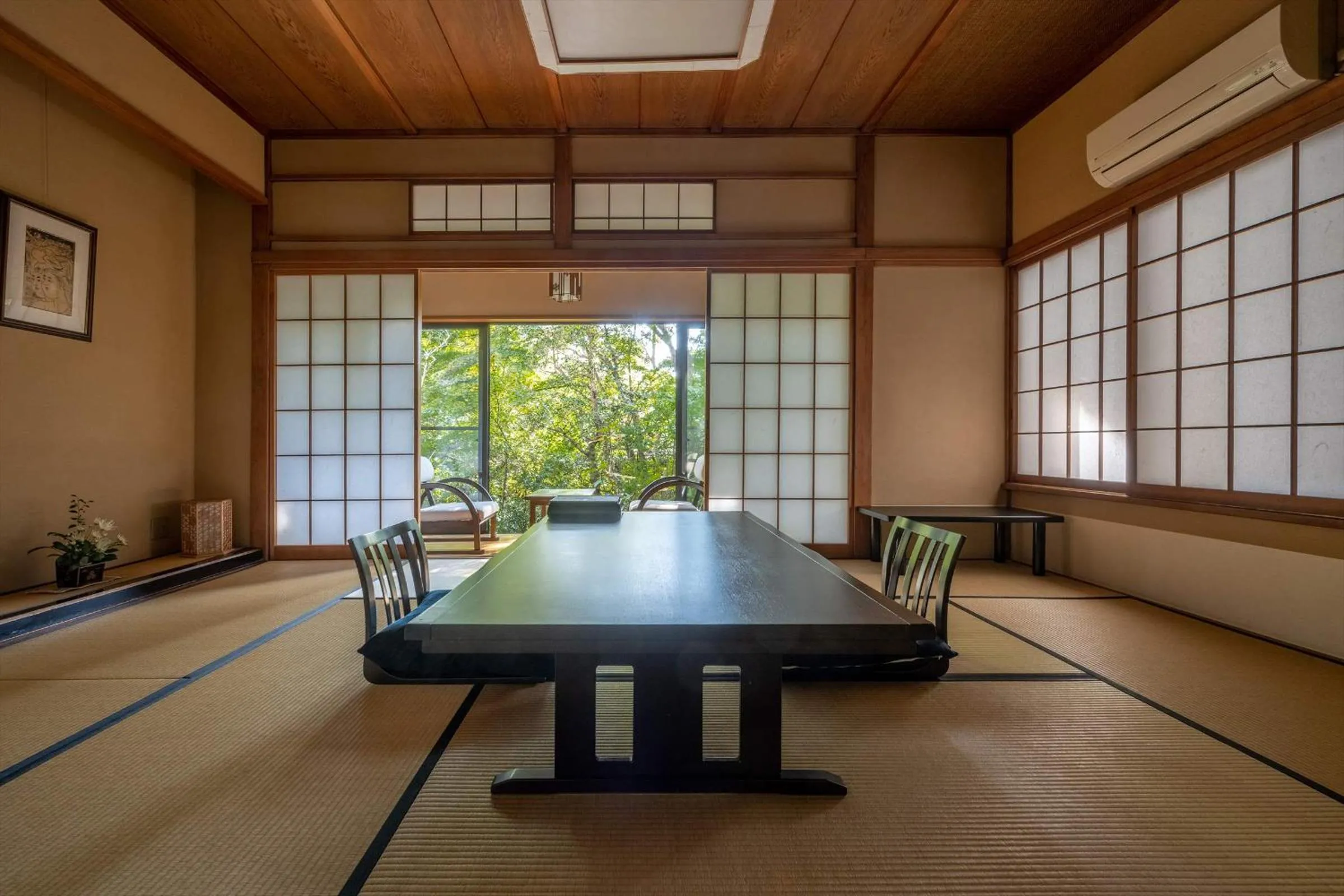 Living room in Jinya Ryokan