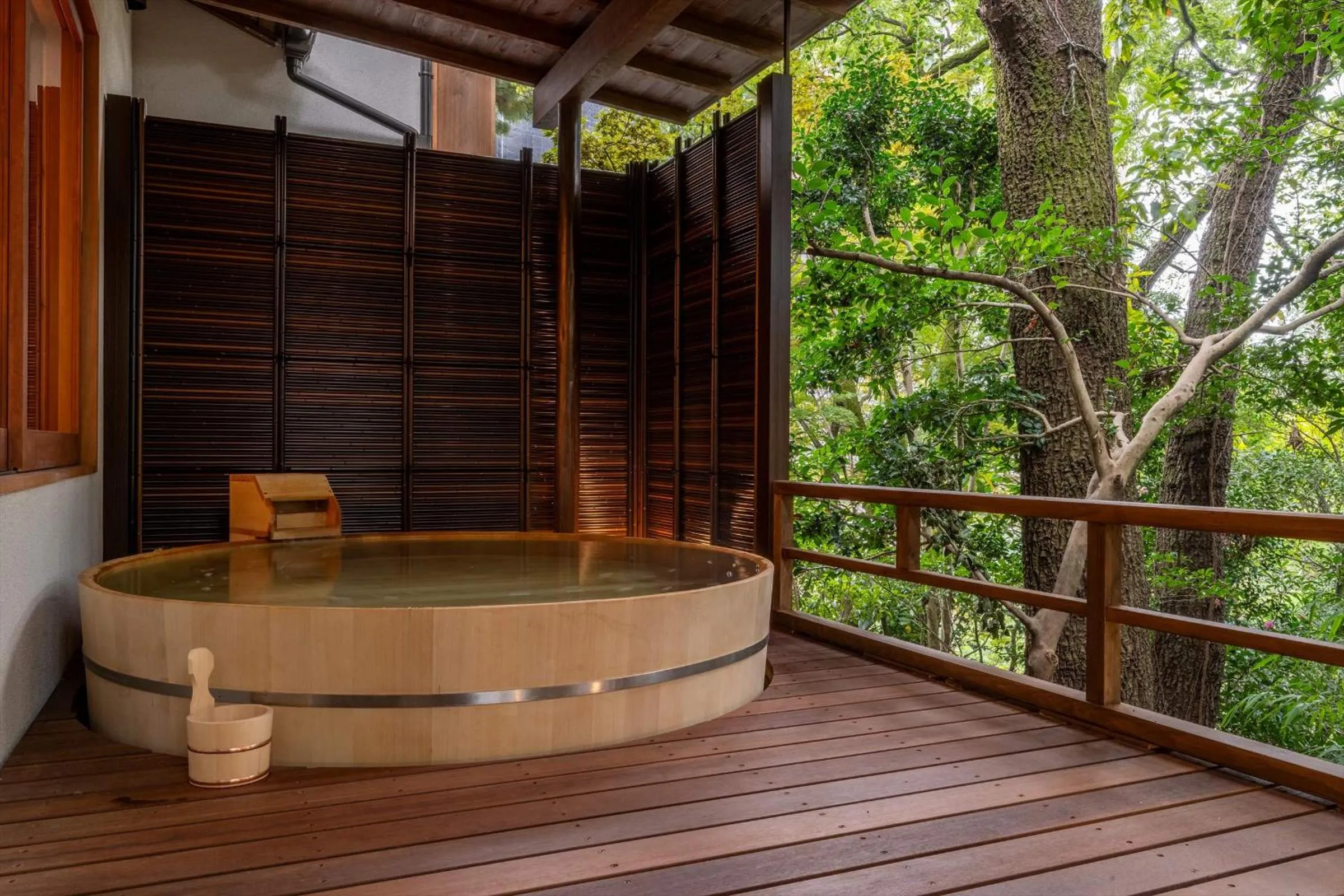 Hot Tub in Jinya Ryokan