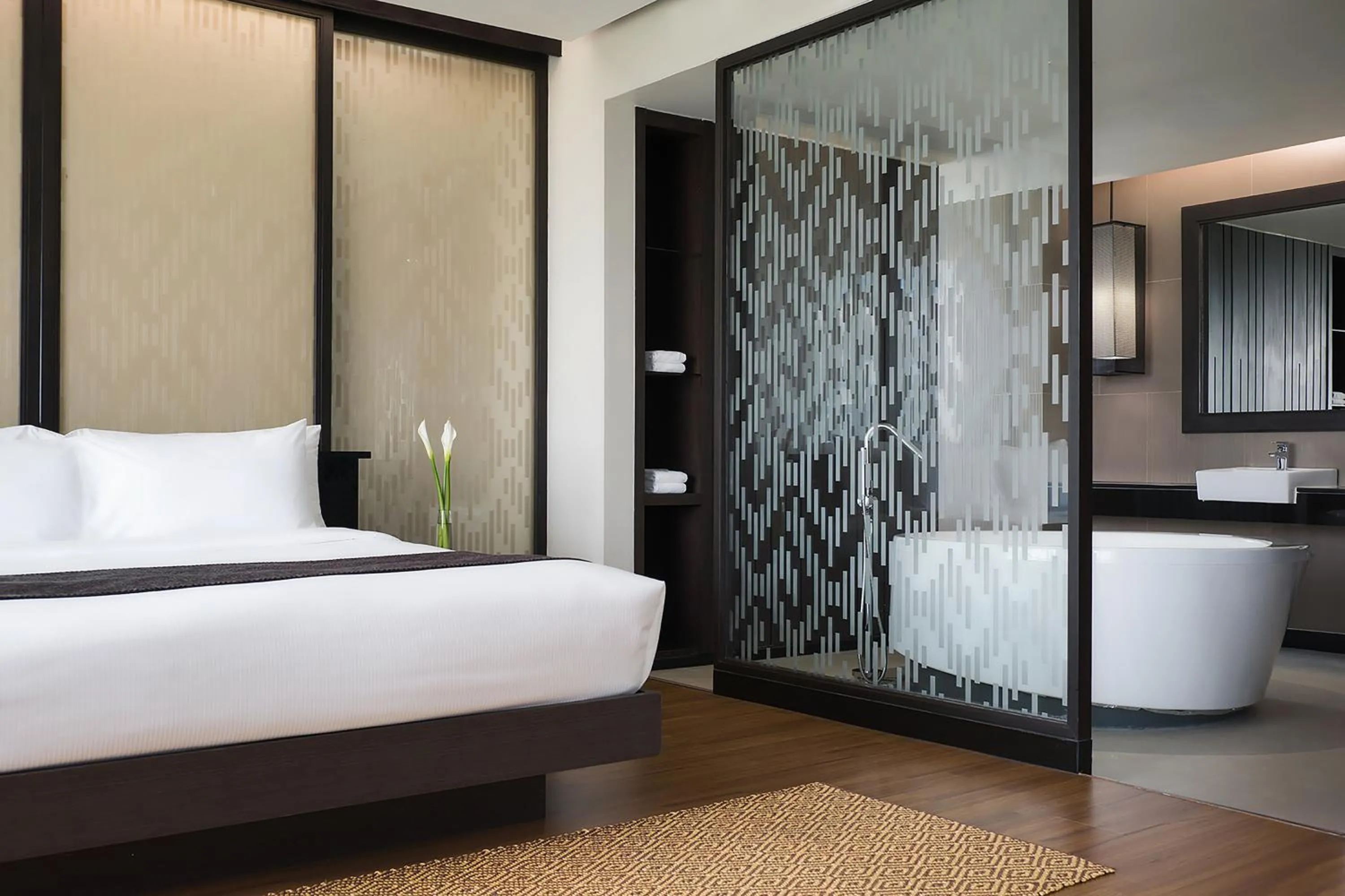 Bed in Avani Khon Kaen Hotel & Convention Centre