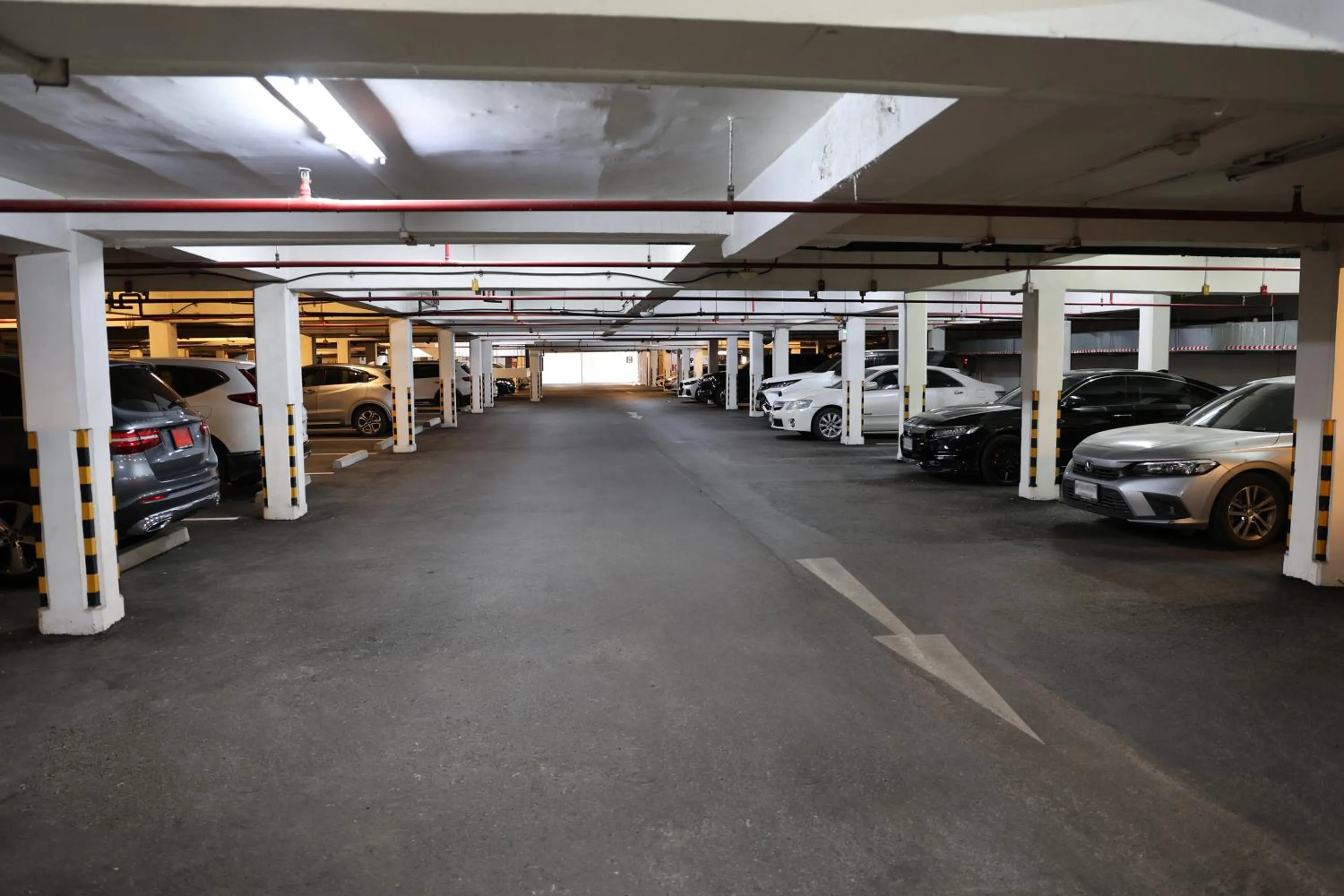 Parking in Avani Khon Kaen Hotel & Convention Centre