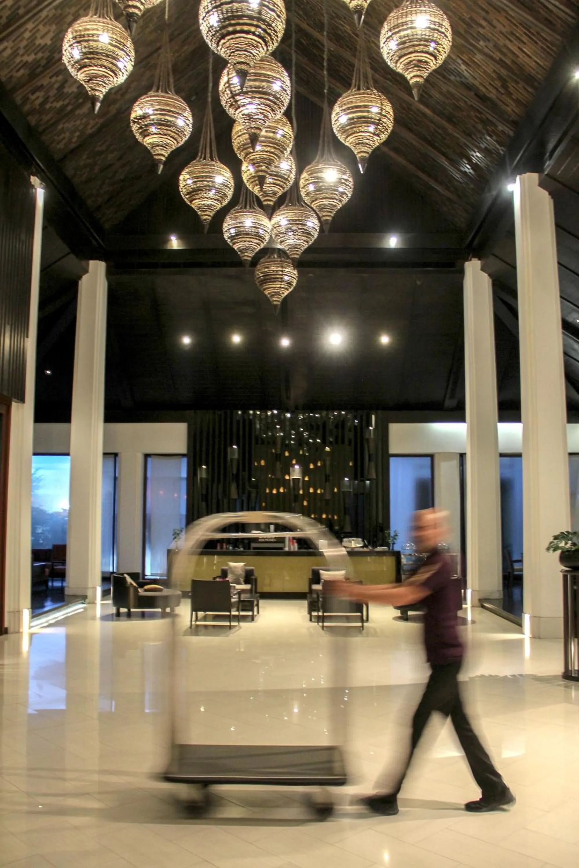 Lobby or reception in Avani Khon Kaen Hotel & Convention Centre