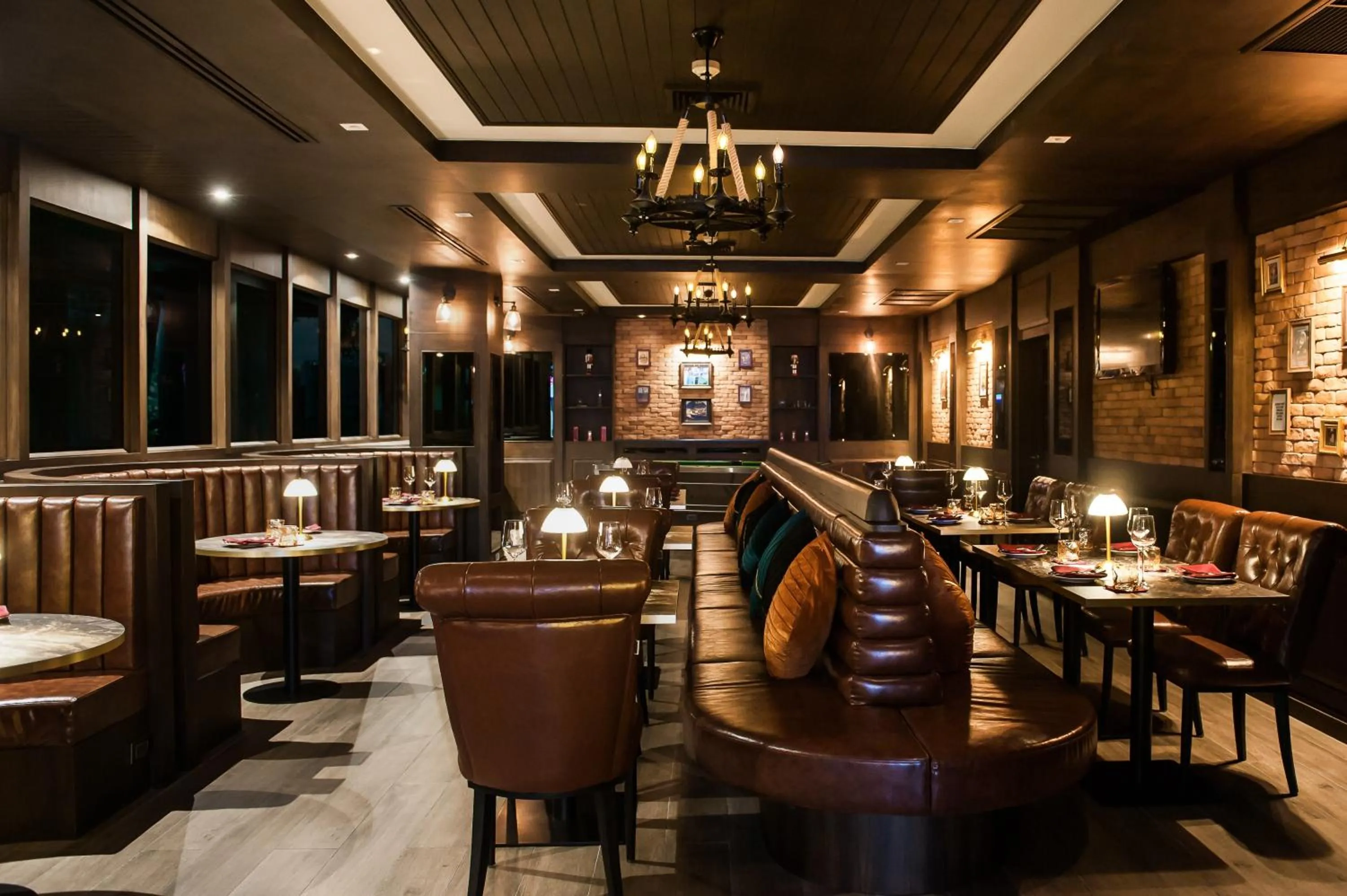 Lounge or bar in Avani Khon Kaen Hotel & Convention Centre