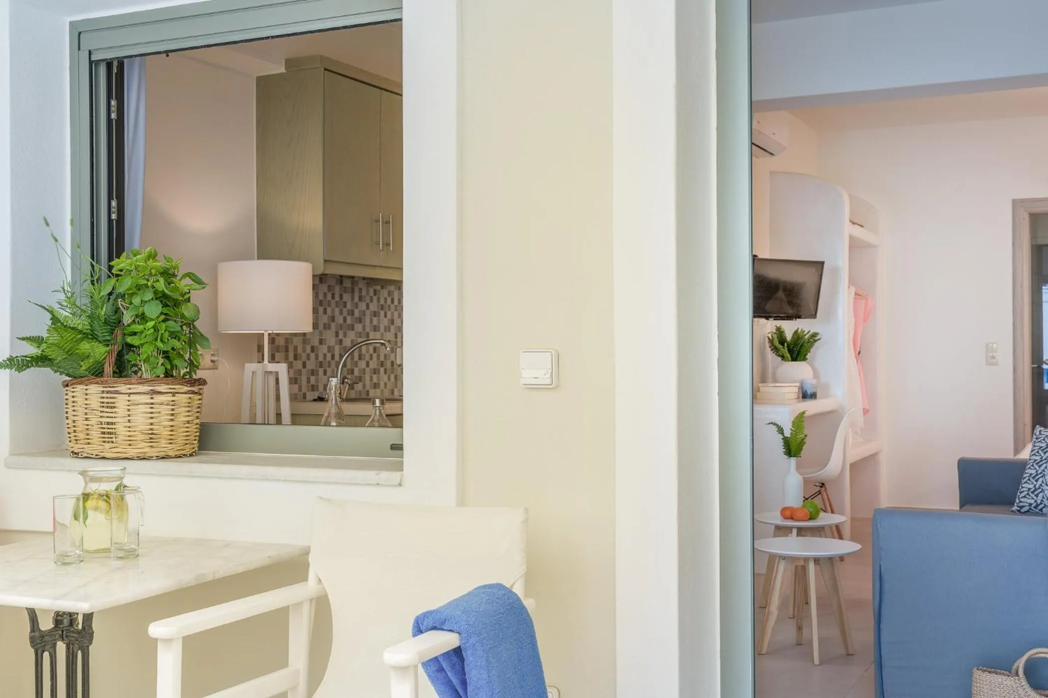 Facade/entrance in Sweet Home Naxos