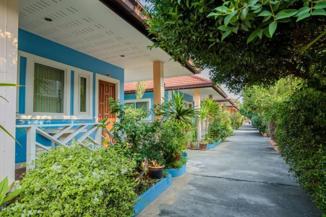 Property building in Lareena Resort Koh Larn Pattaya