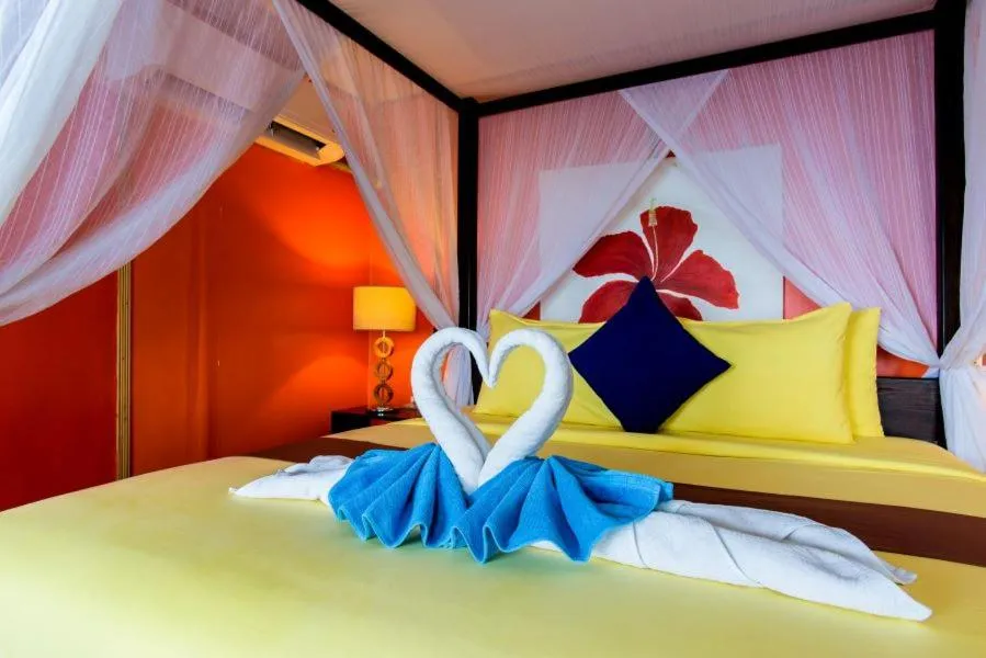 Bed in Lareena Resort Koh Larn Pattaya