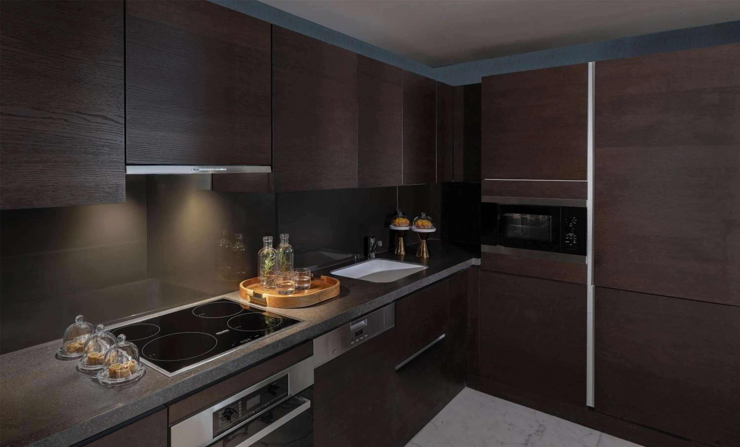 Restaurant/places to eat in Park Hyatt Abu Dhabi Hotel and Villas