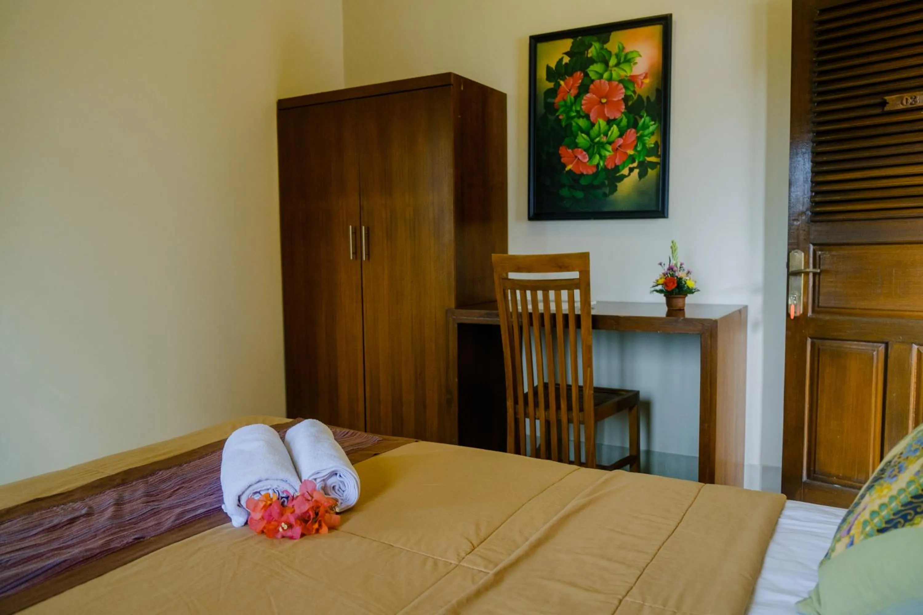 Photo of the whole room, Bed in Desak Putu Putra Home Stay