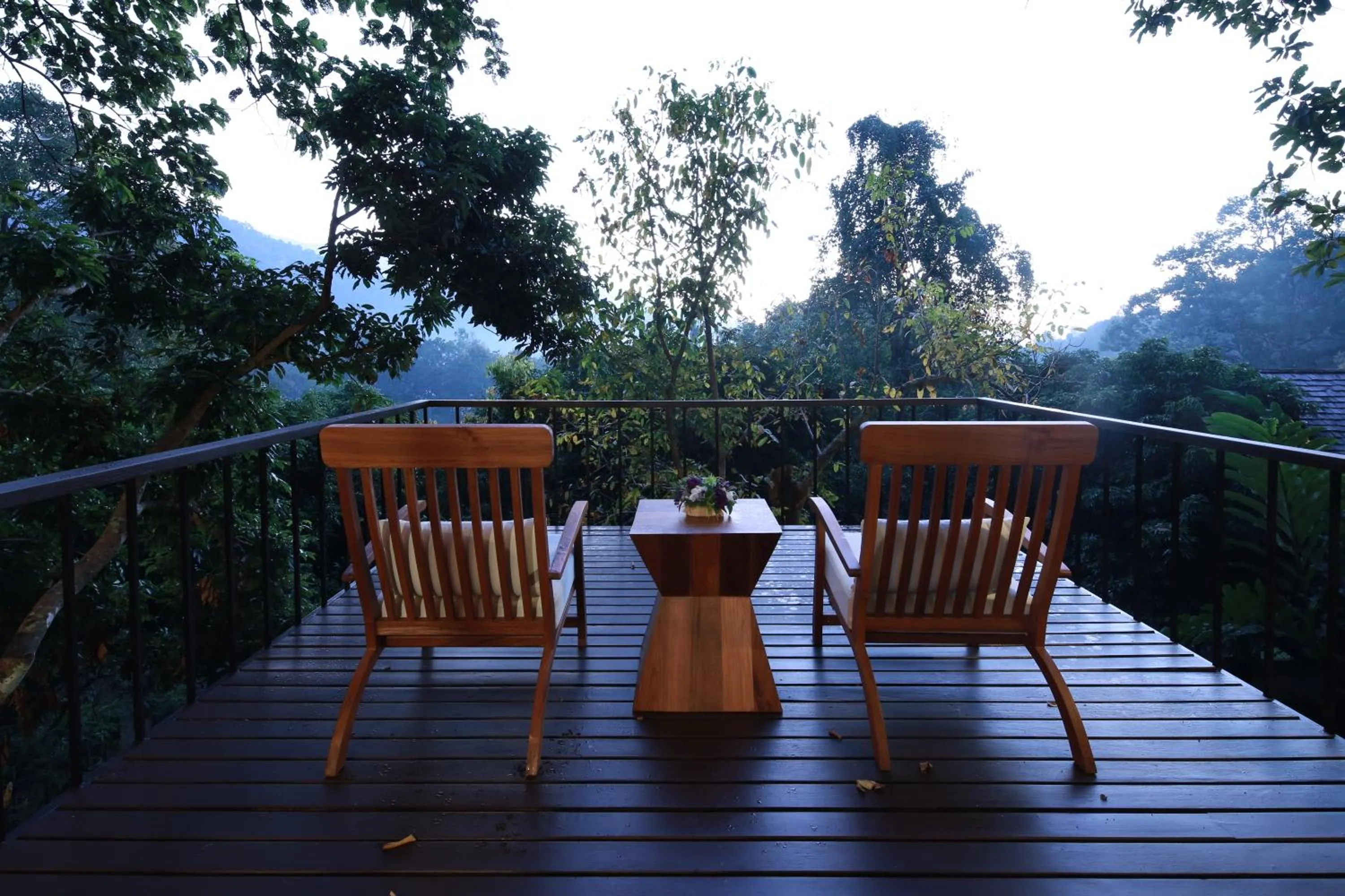 Balcony/Terrace in Vanilla hill (hill lodge)