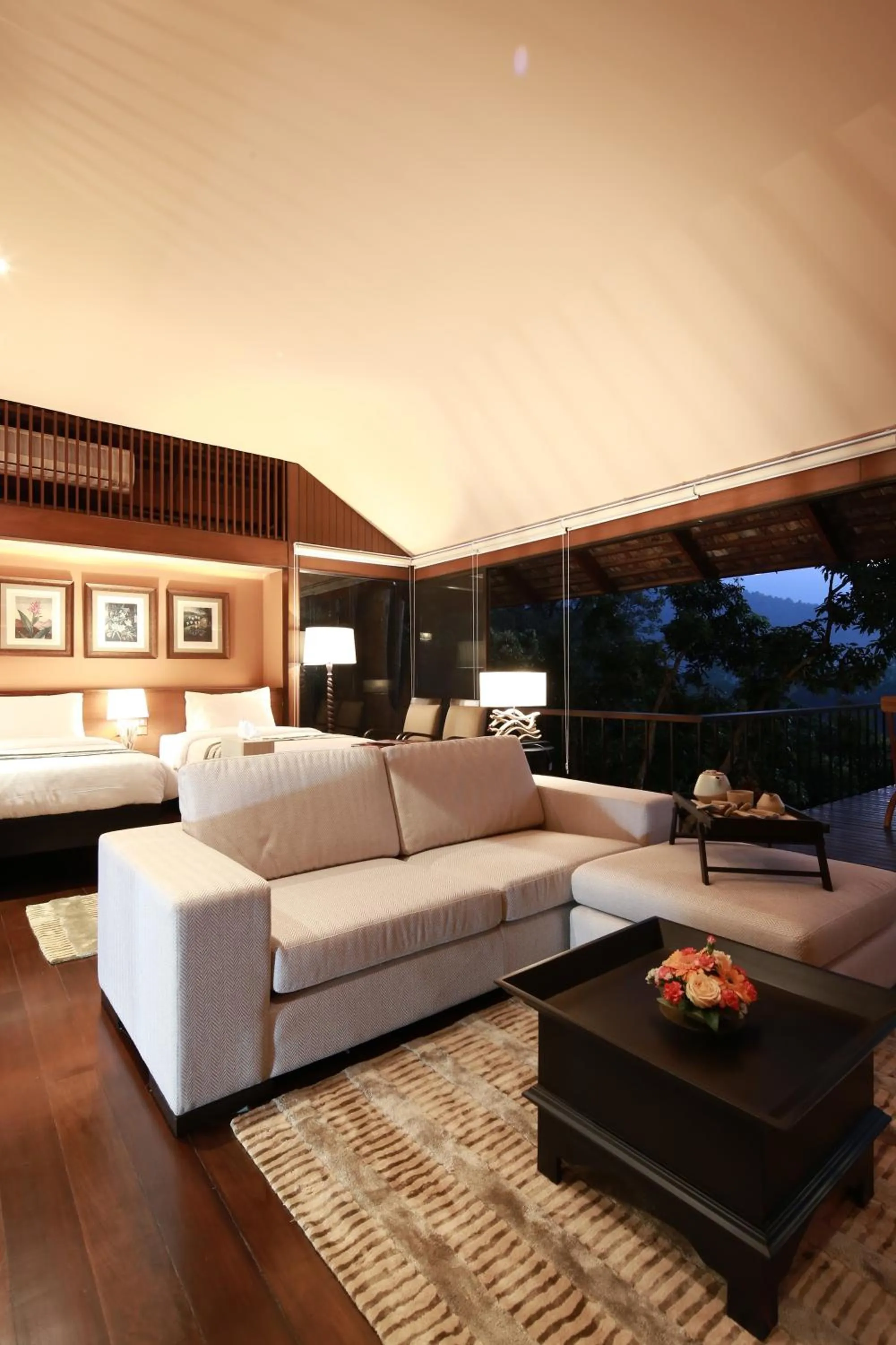 Photo of the whole room in Vanilla hill (hill lodge)