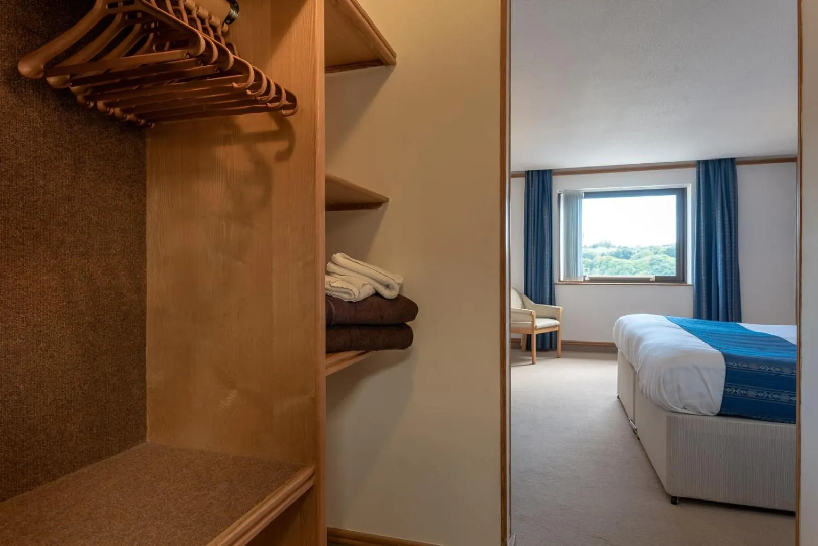 Bedroom, Bed in Passage House Hotel