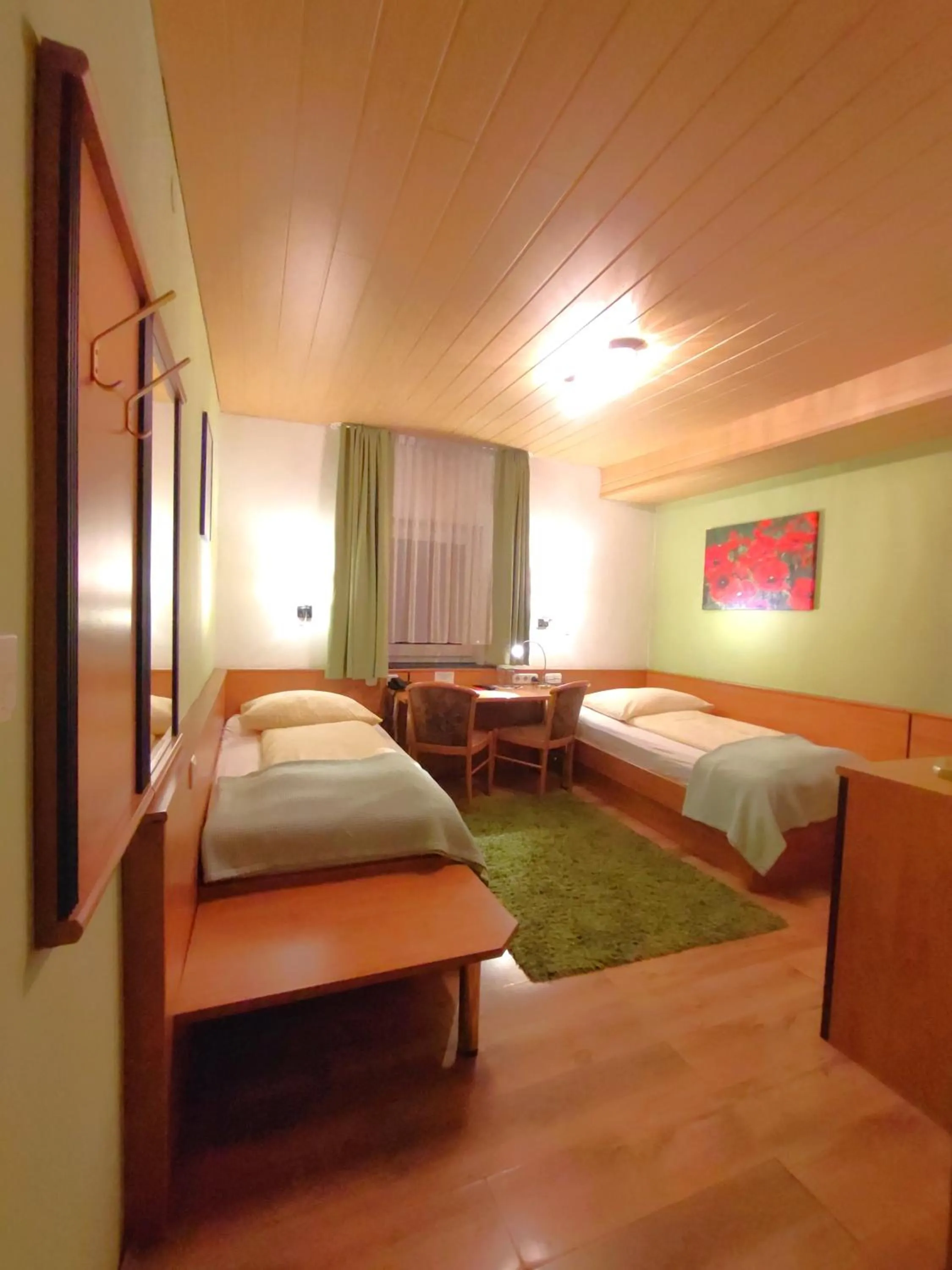 Photo of the whole room, Bed in Hotel Smart-Inn