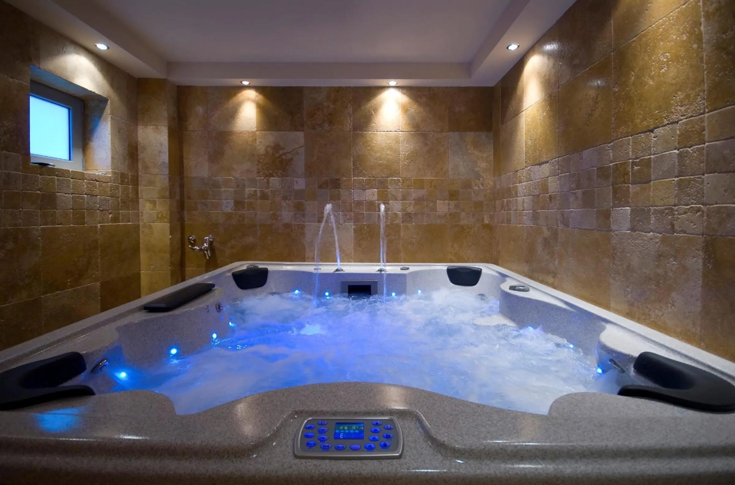 Spa and wellness centre/facilities in Vila V Lux Apartments