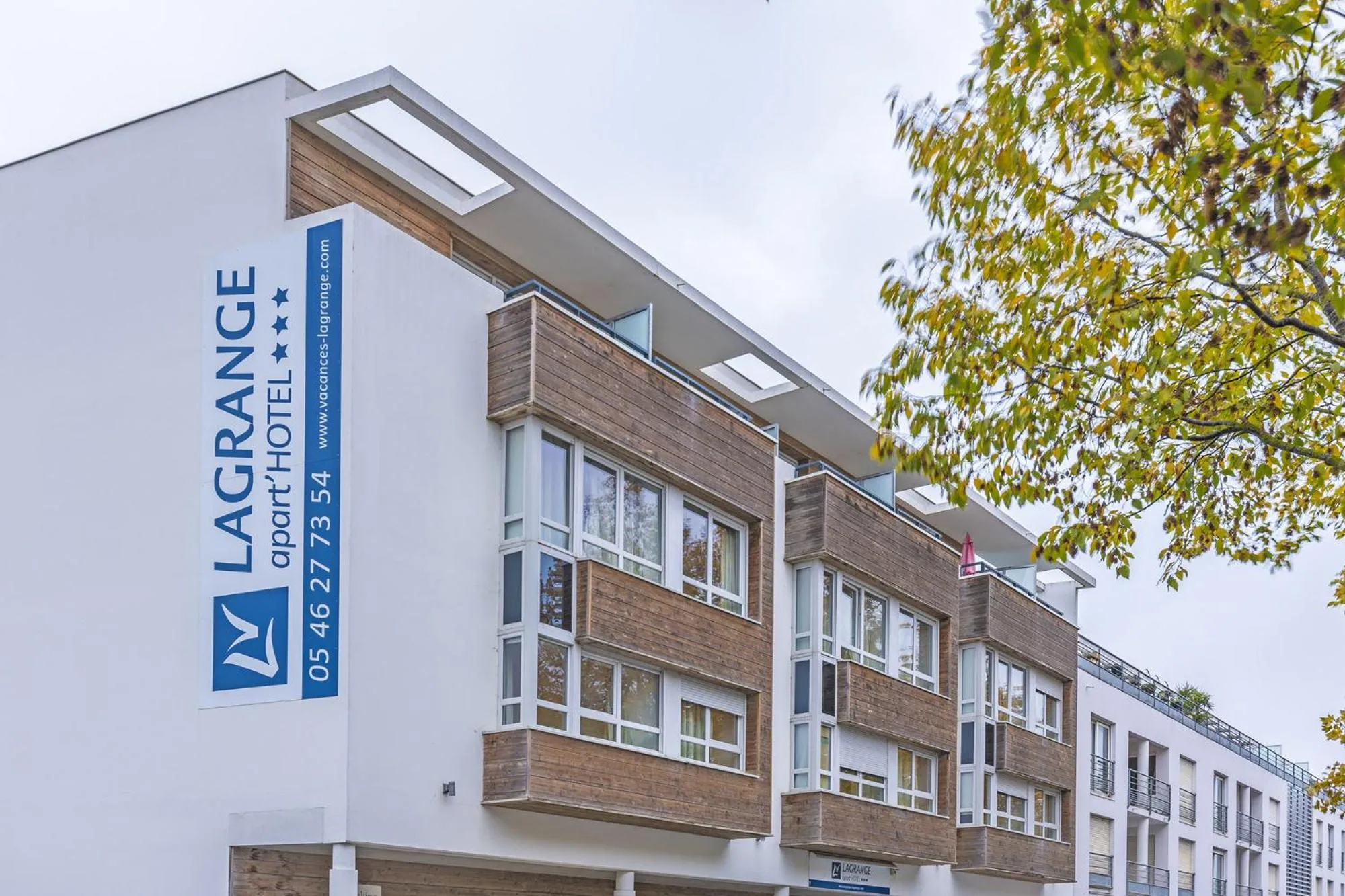 Property building in Lagrange Apart'Hotel l’Escale Marine