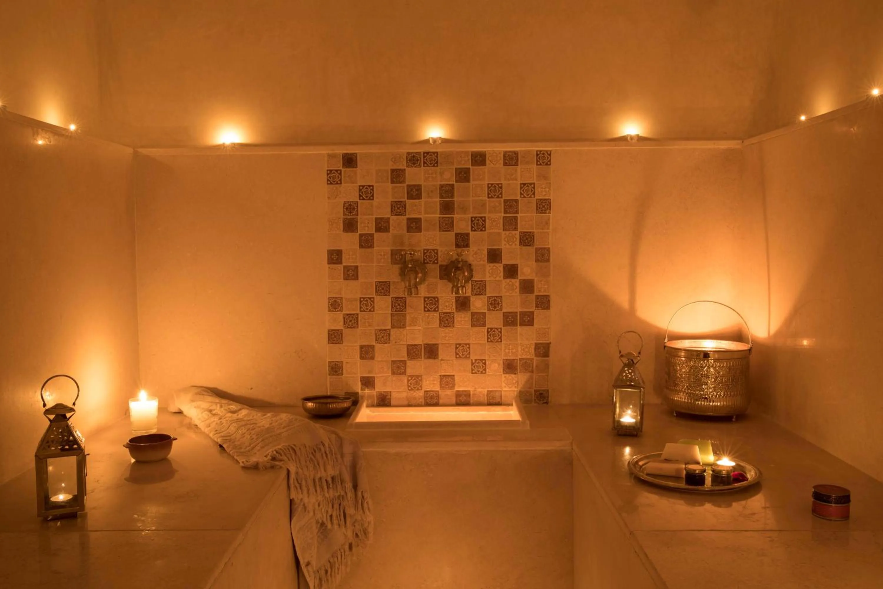 Massage in Riad Dar Alfarah