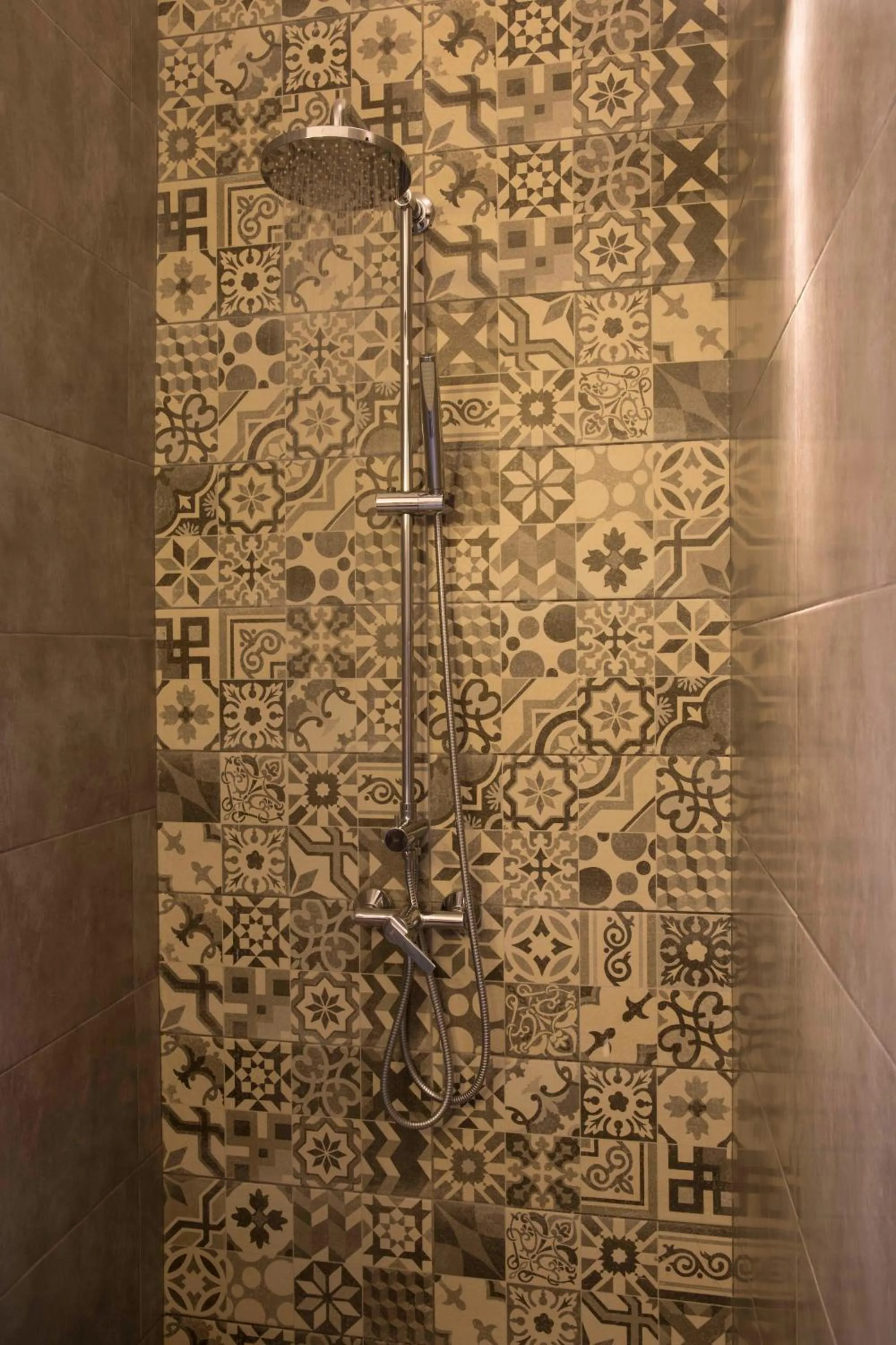 Shower in Riad Dar Alfarah