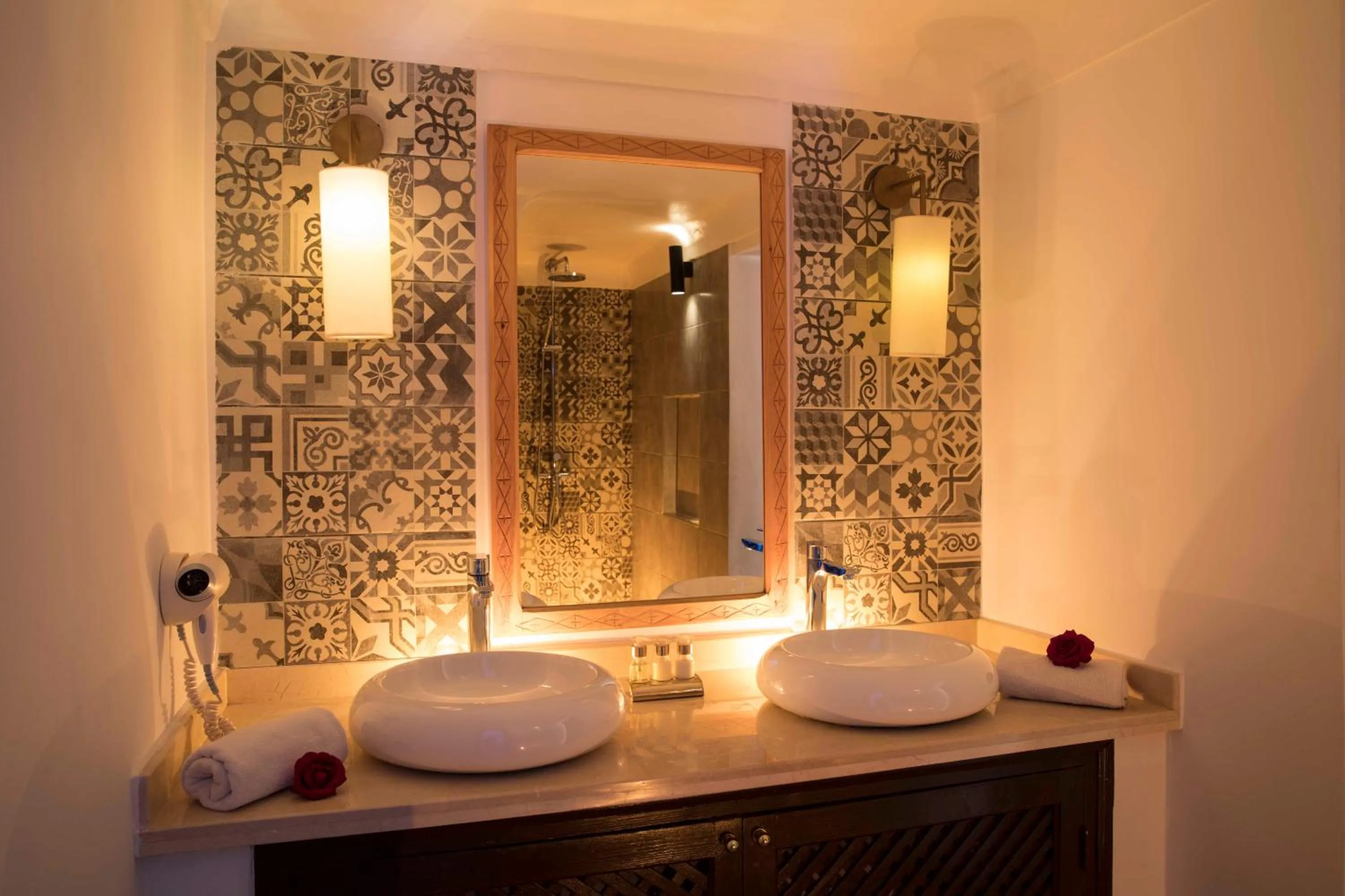 Bathroom in Riad Dar Alfarah