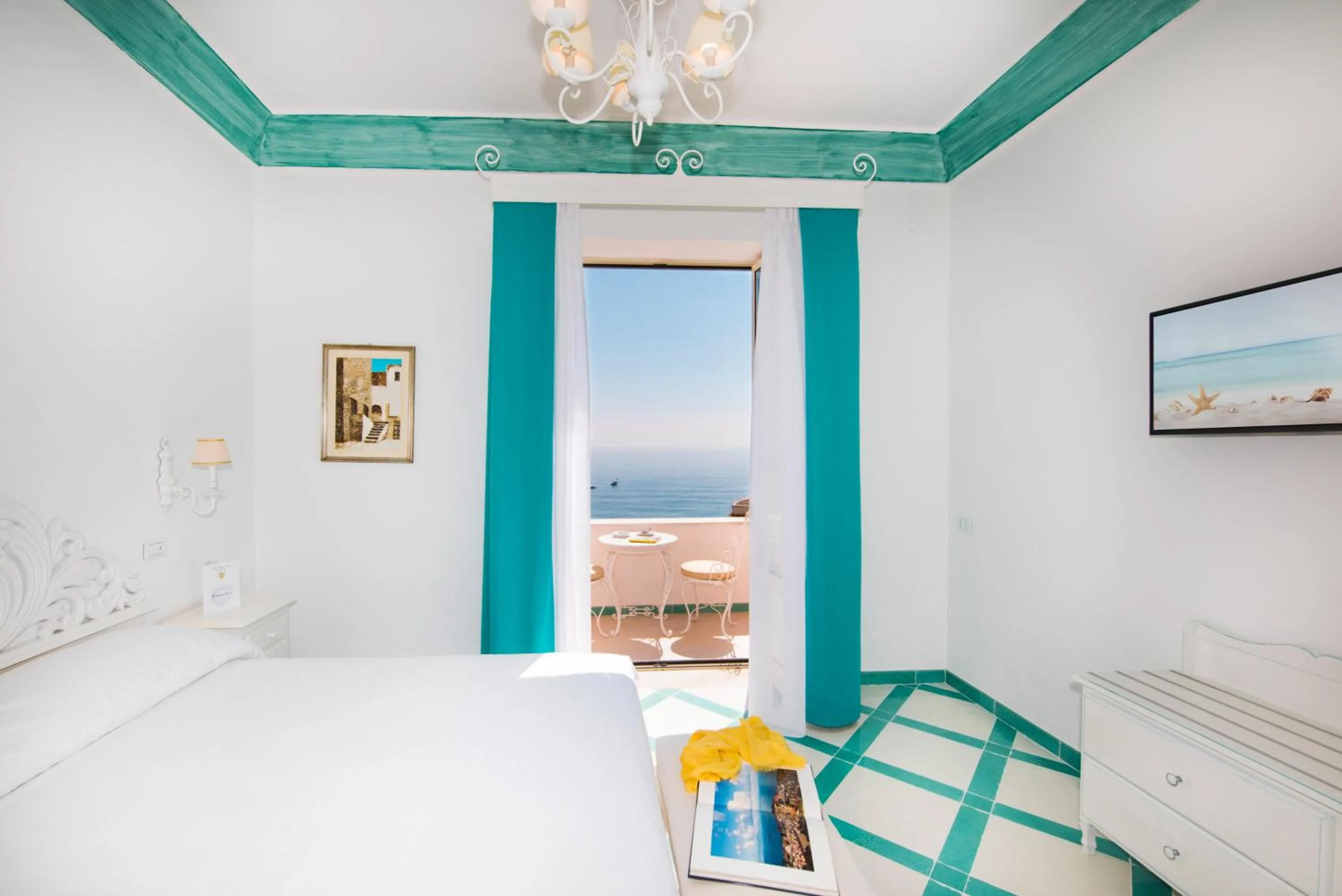 Photo of the whole room in Villa Flavio Gioia