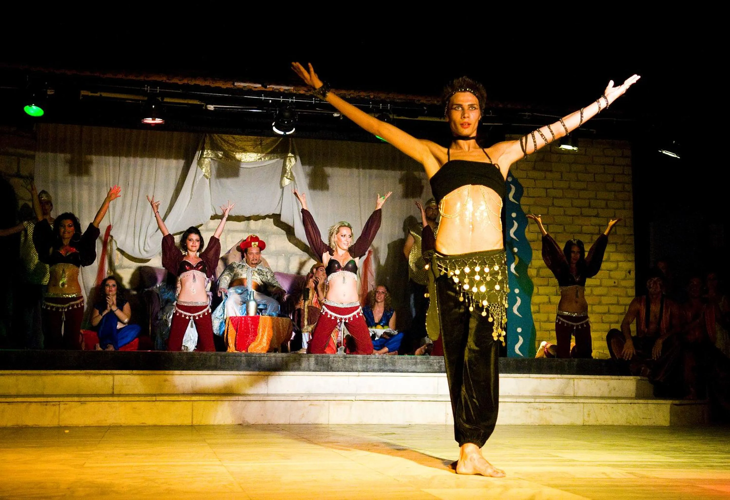 Evening entertainment in Atlantique Holiday Club