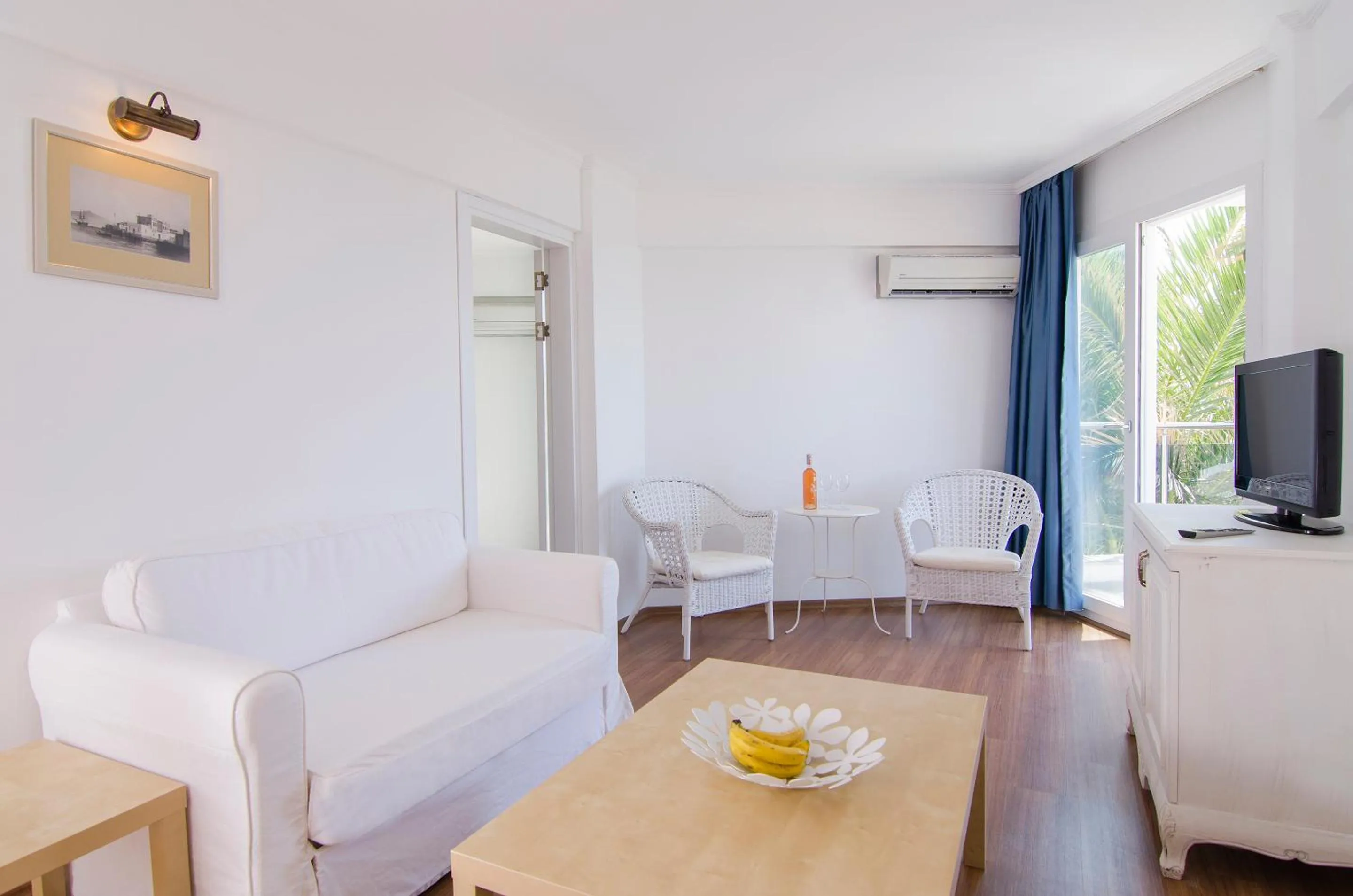 TV and multimedia in Atlantique Holiday Club