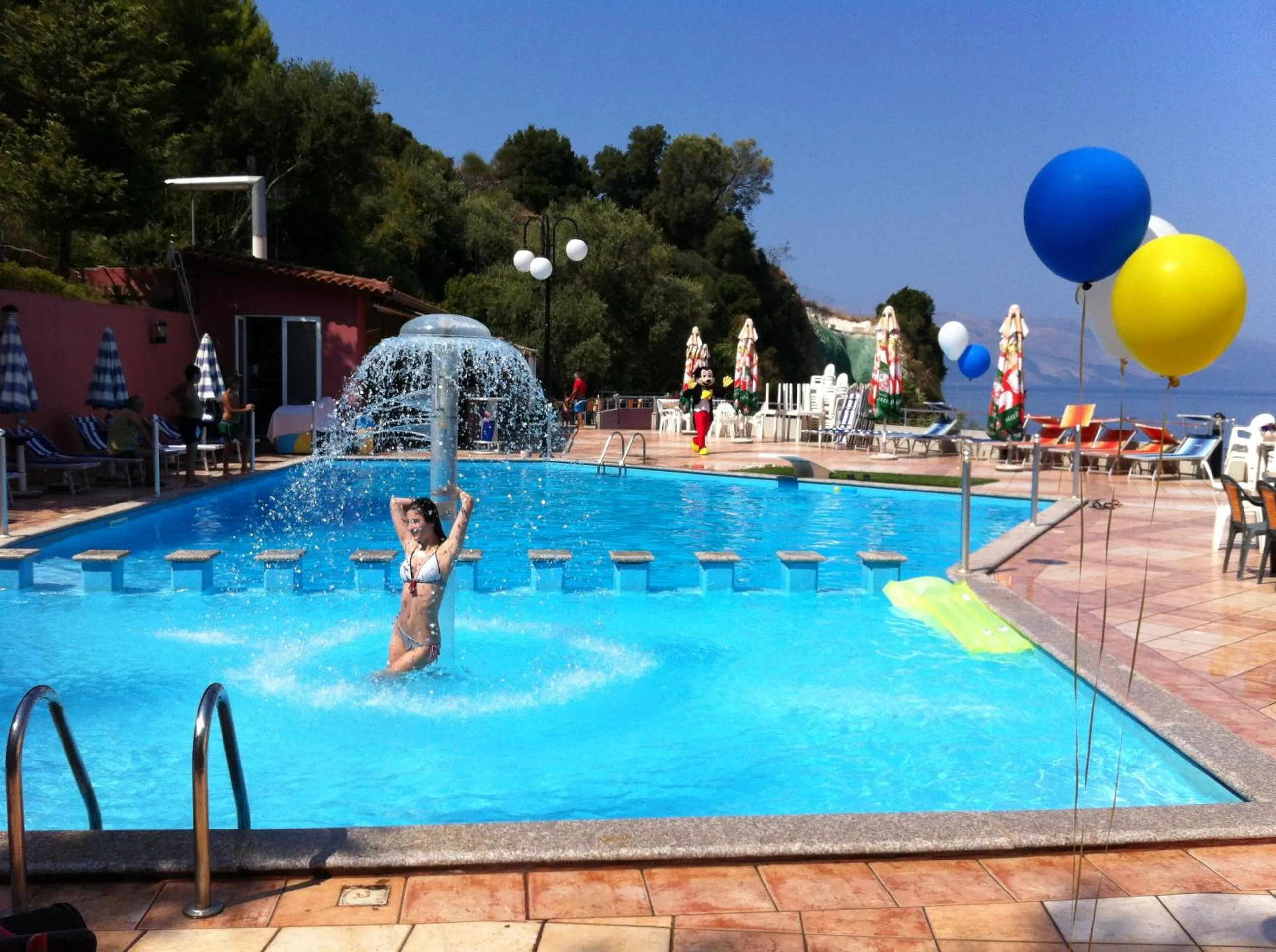 Swimming pool in Hotel New York