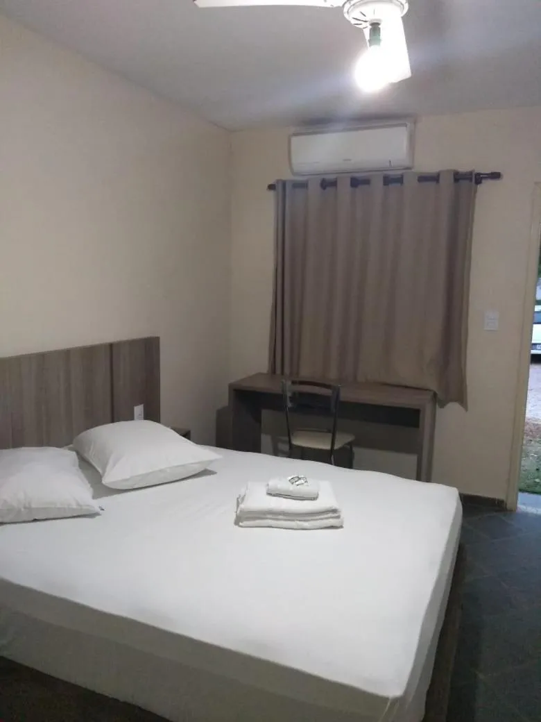 Bed in Hotel Pousada Jaguariuna