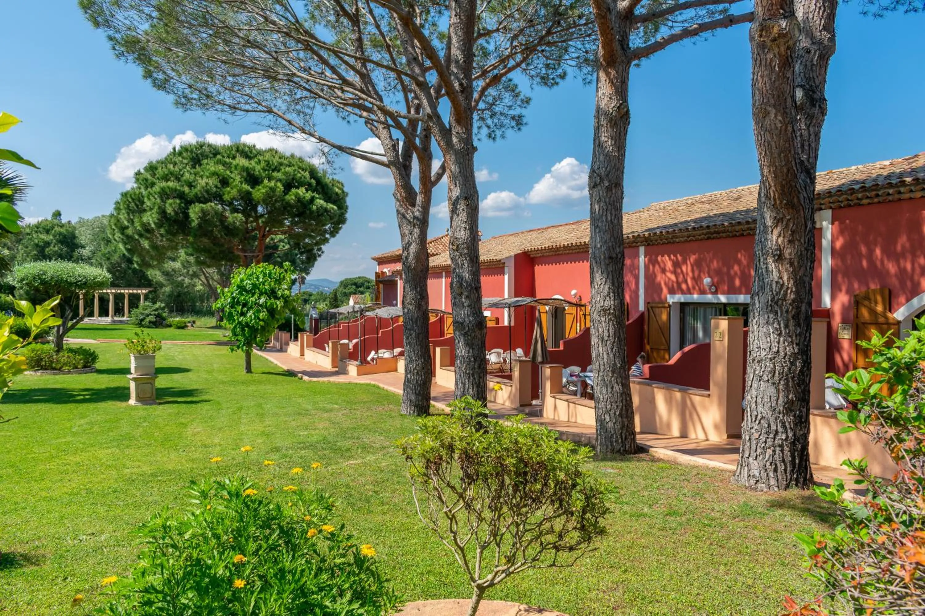 Garden view in Hotel La Romarine