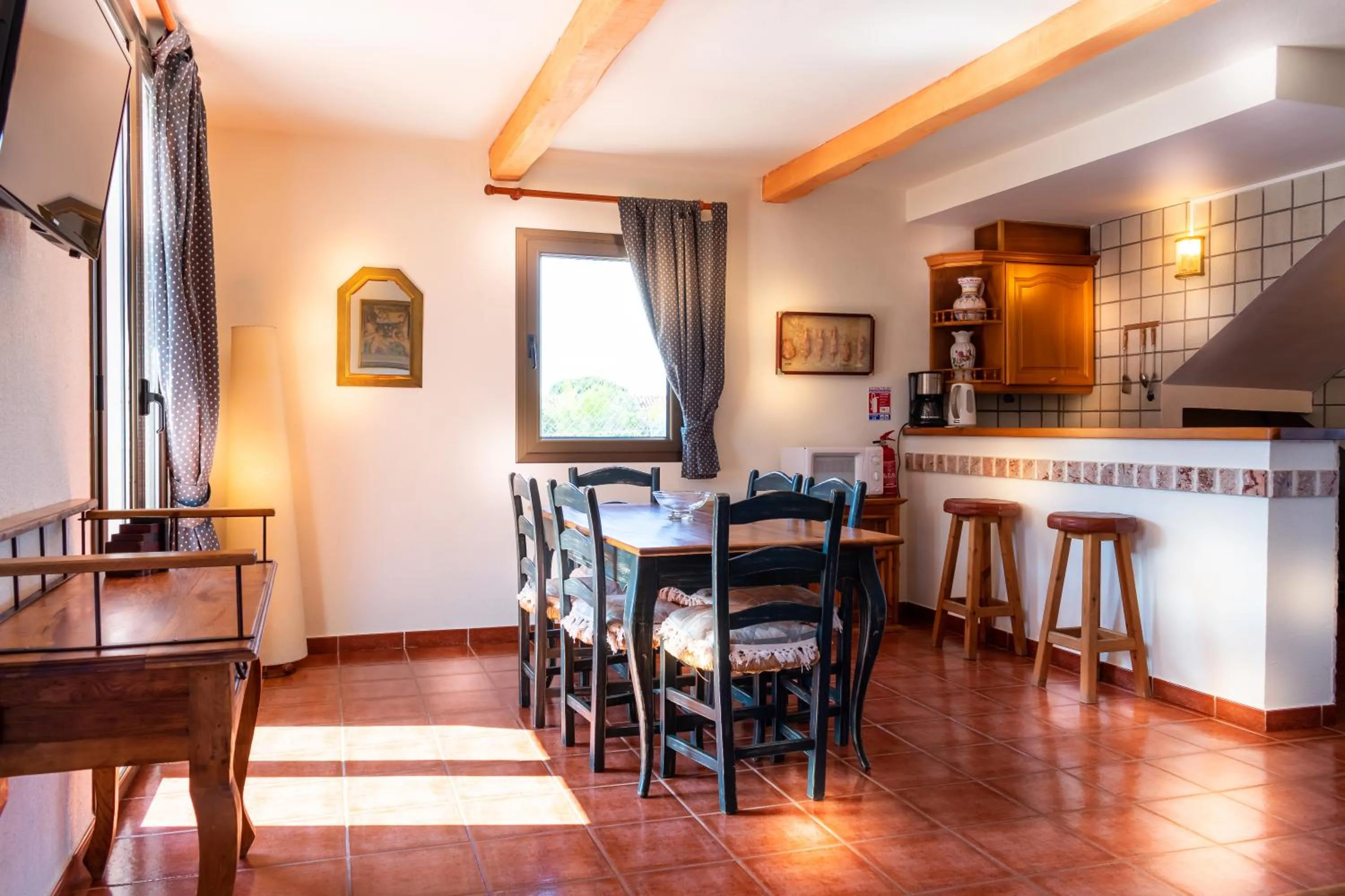 Kitchen or kitchenette in Hotel La Romarine