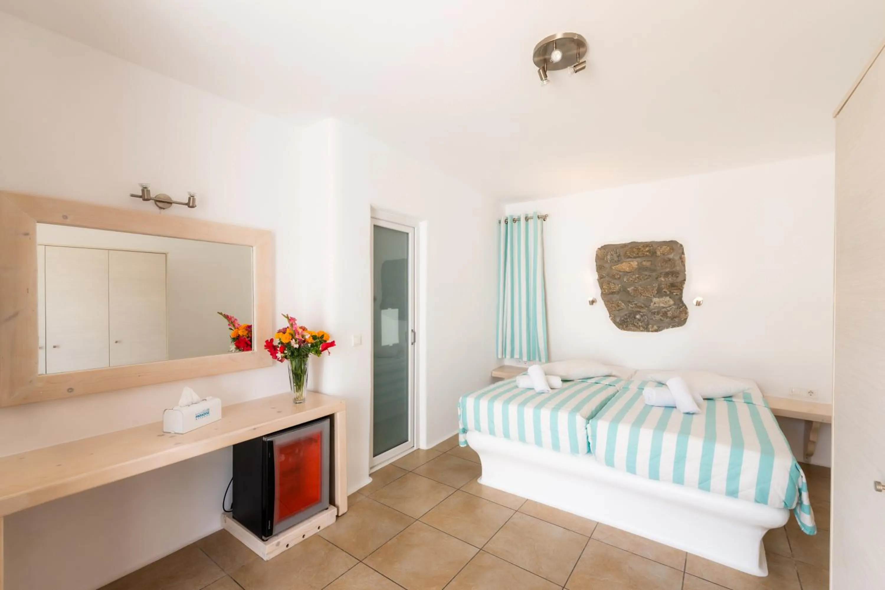 Photo of the whole room, Bed in Paradise Beach Resort