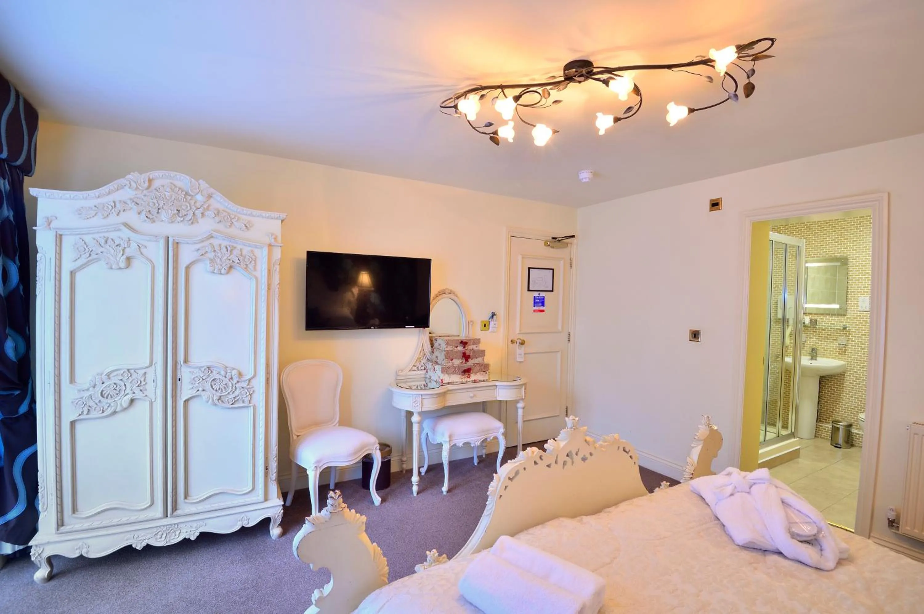 Bed in Angmering Manor Hotel