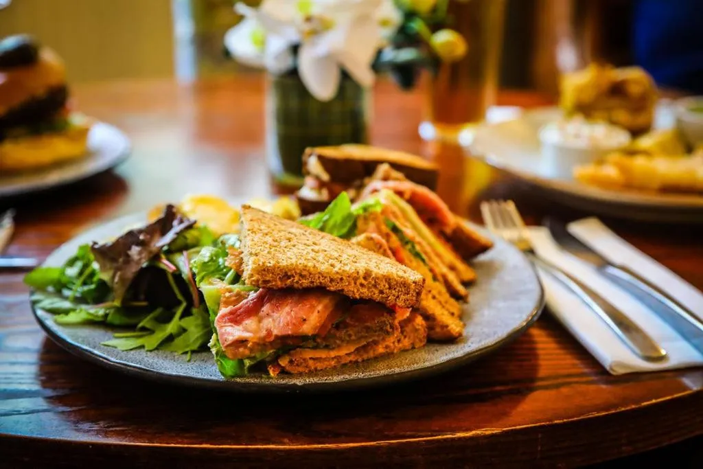 Food and drinks in Angmering Manor Hotel