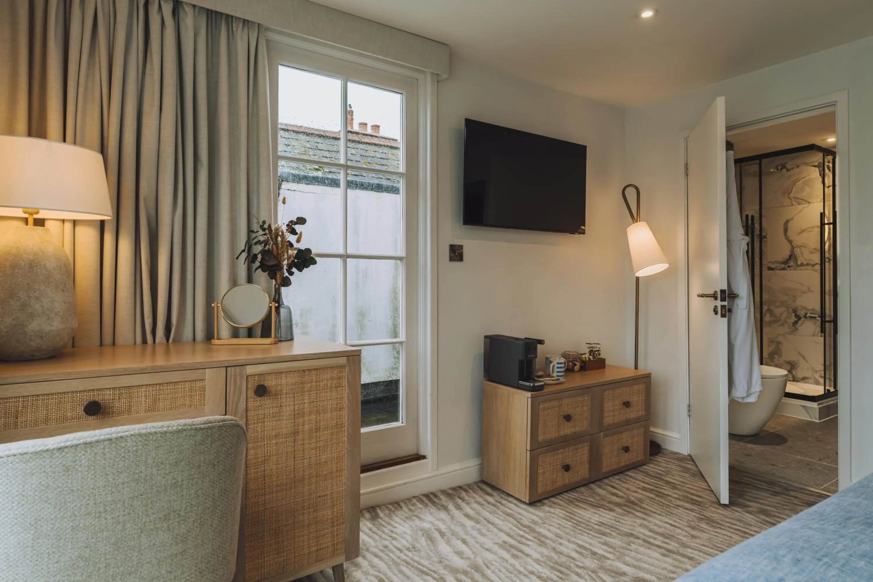 Bedroom in The Old Quay House Hotel