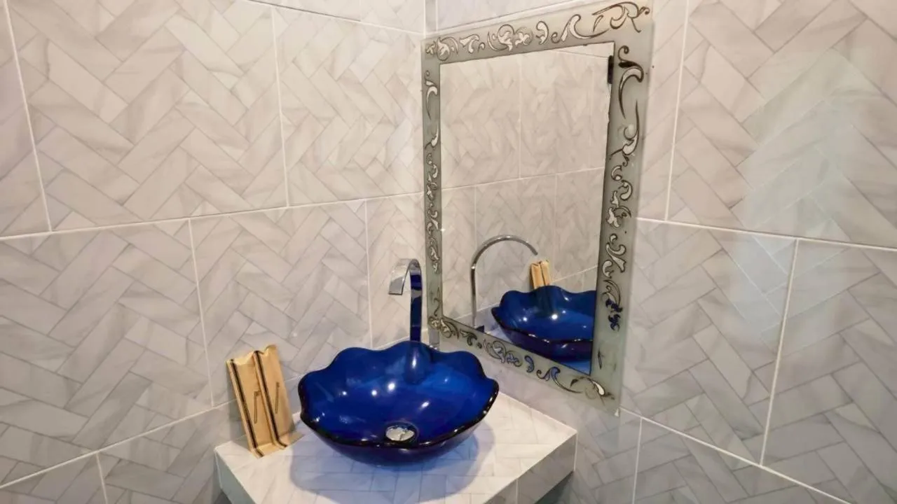 Shower in Dong Talay Lipe Beach Resort