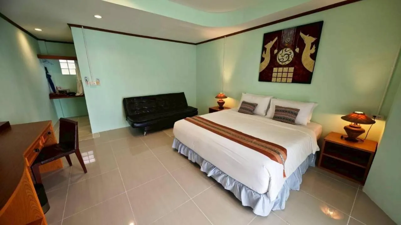 Bed in Dong Talay Lipe Beach Resort