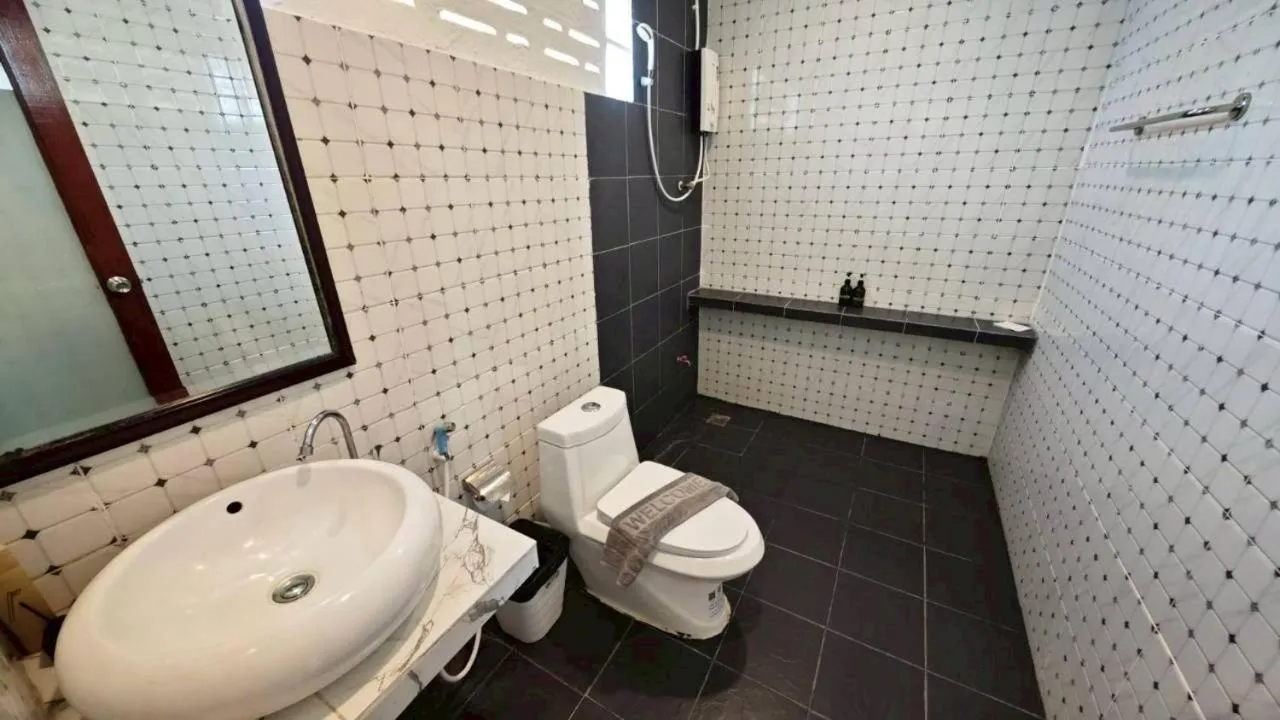 Dong Talay Lipe Beach Resort