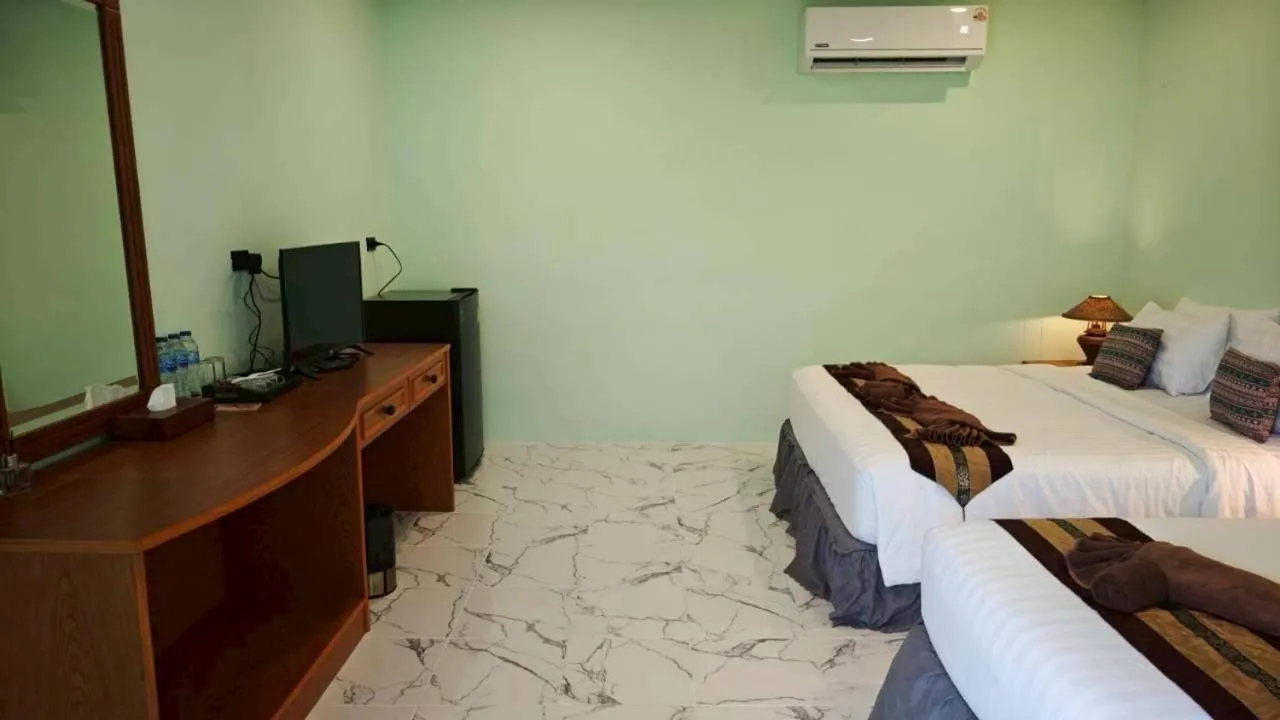 Bed in Dong Talay Lipe Beach Resort