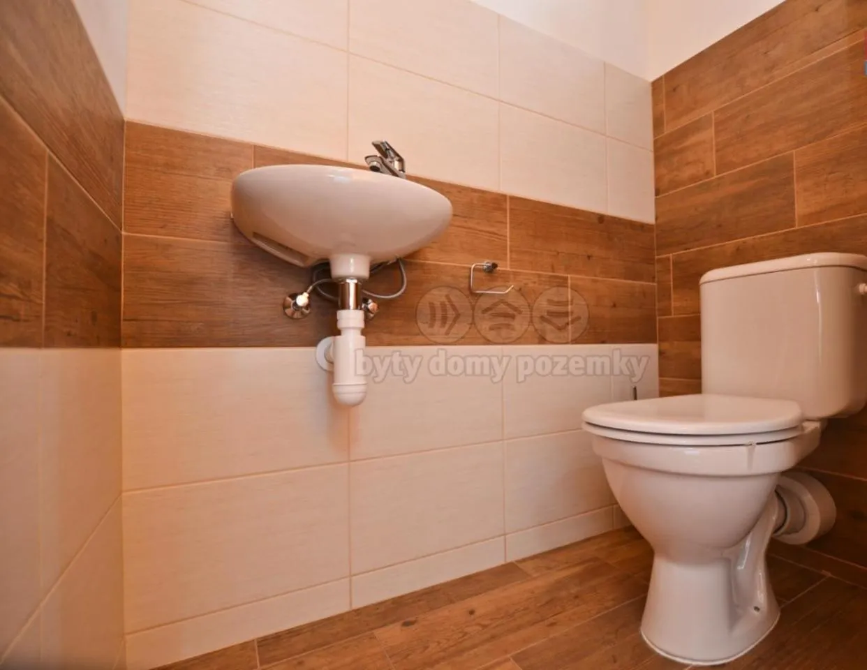 Toilet in Villa Harta II MAGDA