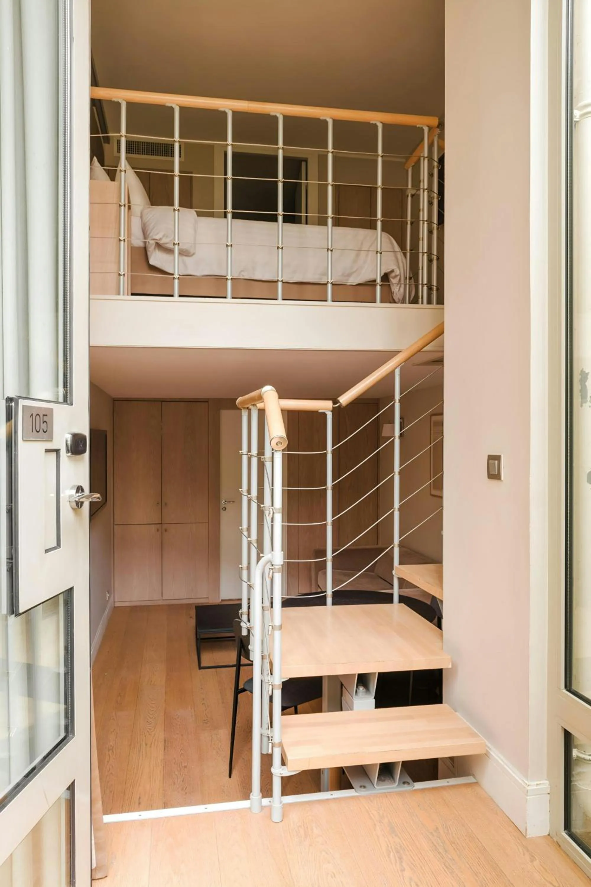 Bedroom in L'Edmond Hotel Parc Monceau, Sonder by Marriott Bonvoy