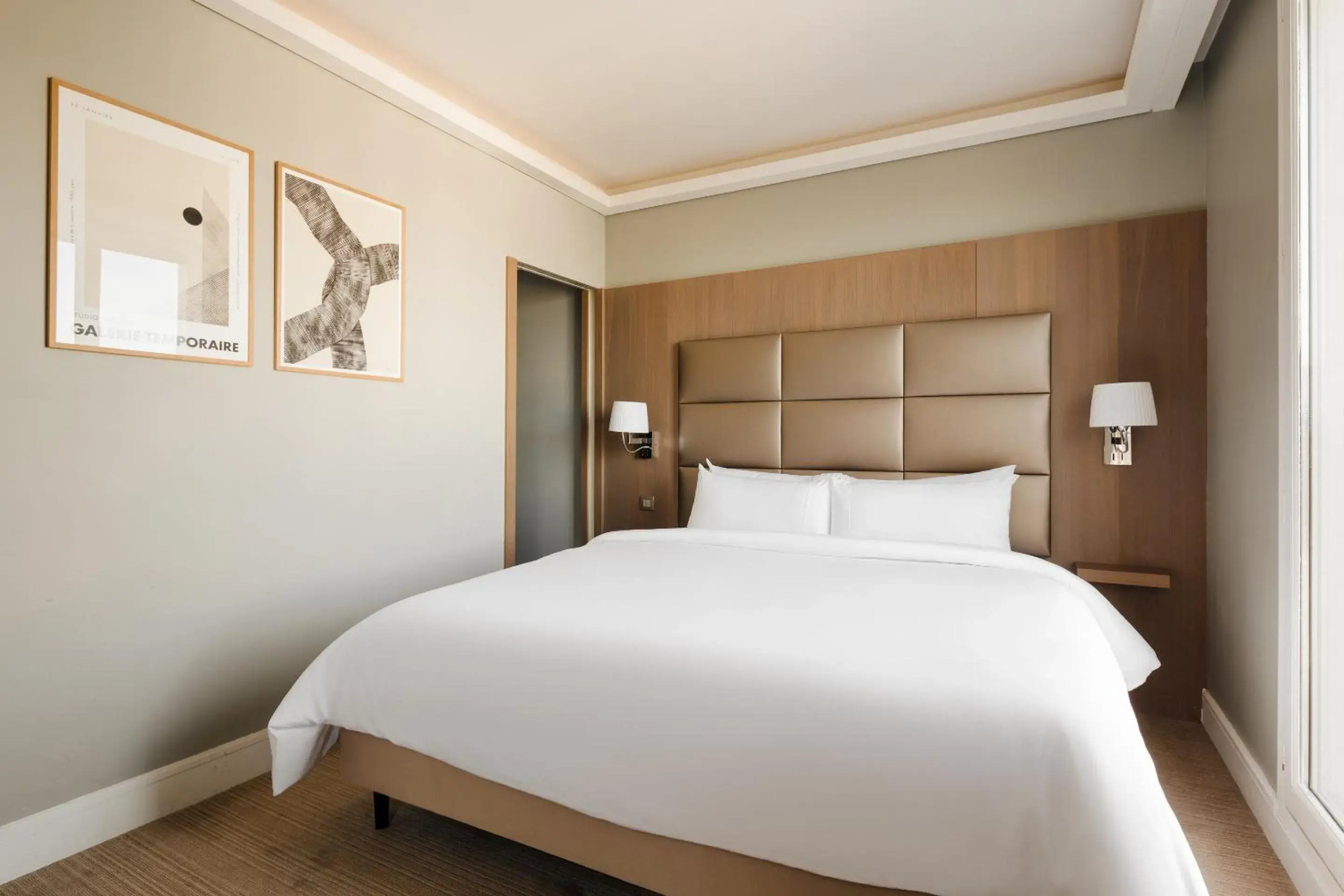 Suite with Terrace in L'Edmond Hotel Parc Monceau, Sonder by Marriott Bonvoy Suite with Terrace in L'Edmond Hotel Parc Monceau, Sonder by Marriott Bonvoy