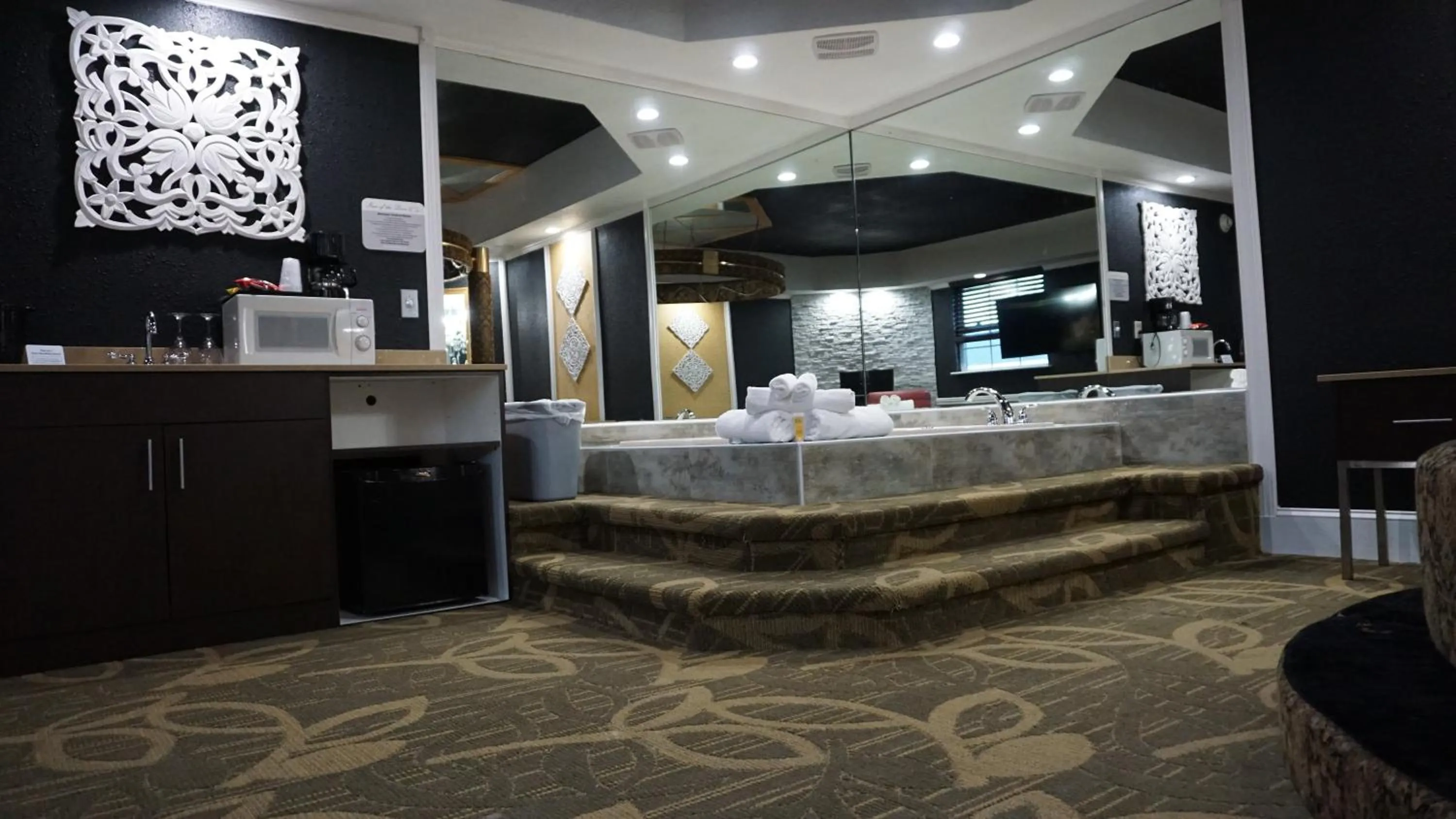 Inn of the Dove Cherry Hill - Philadelphia