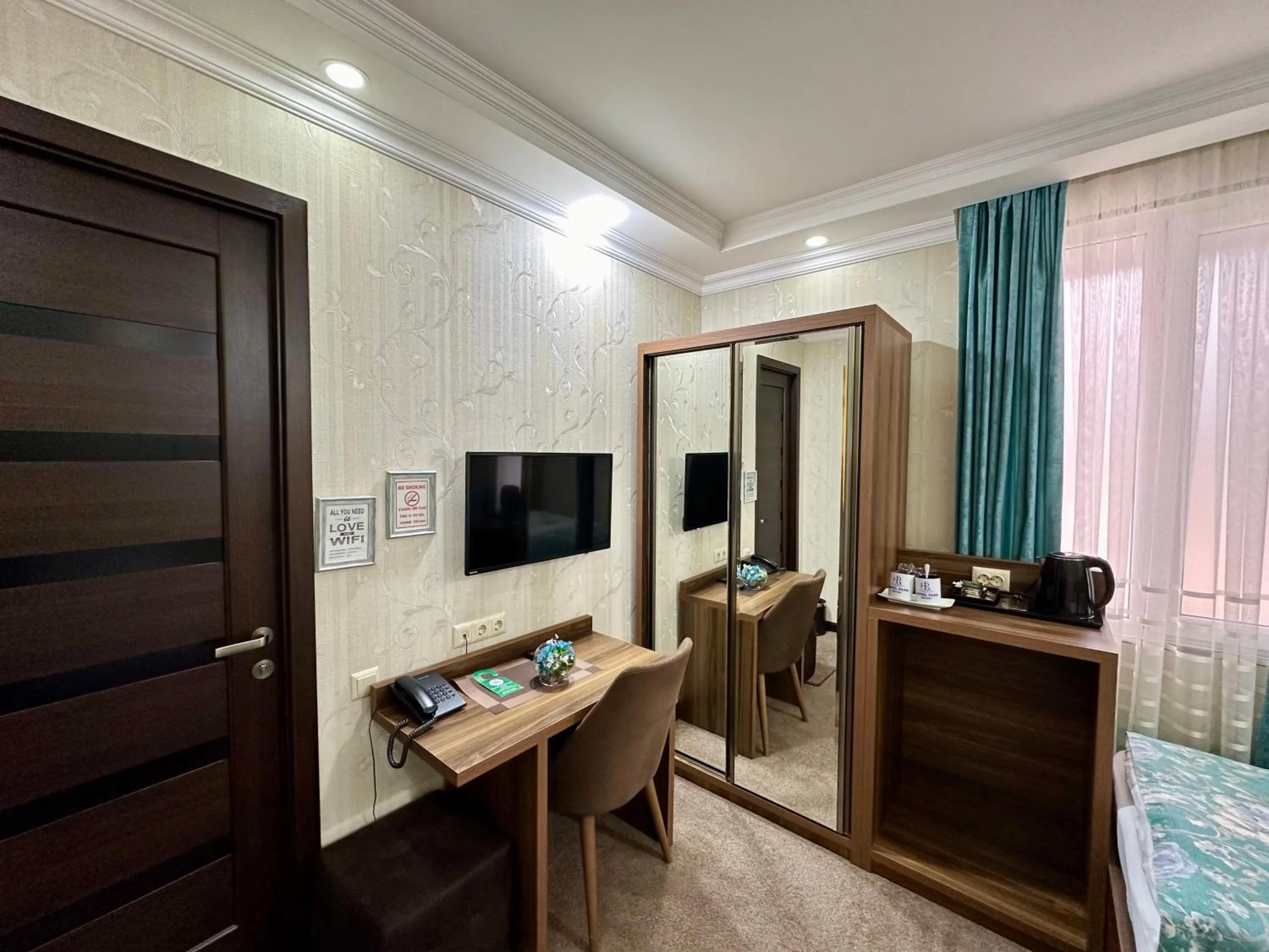 Bedroom, Bed in Hotel Park