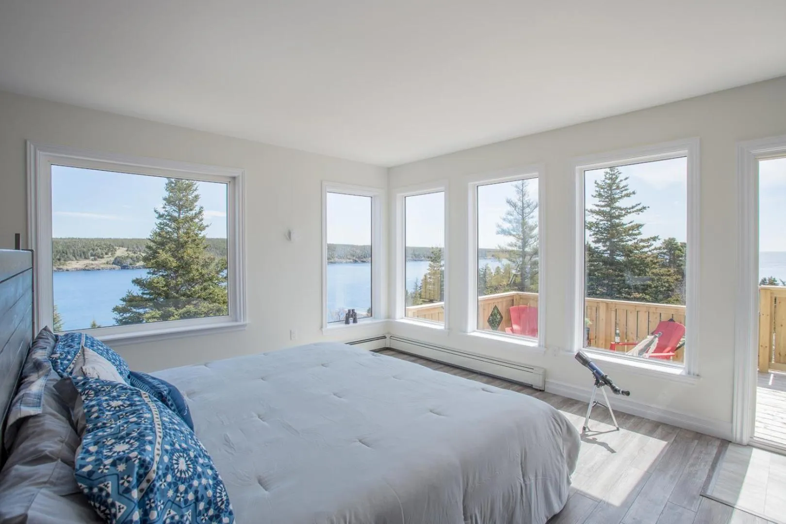 Bed in Whale House Guest House