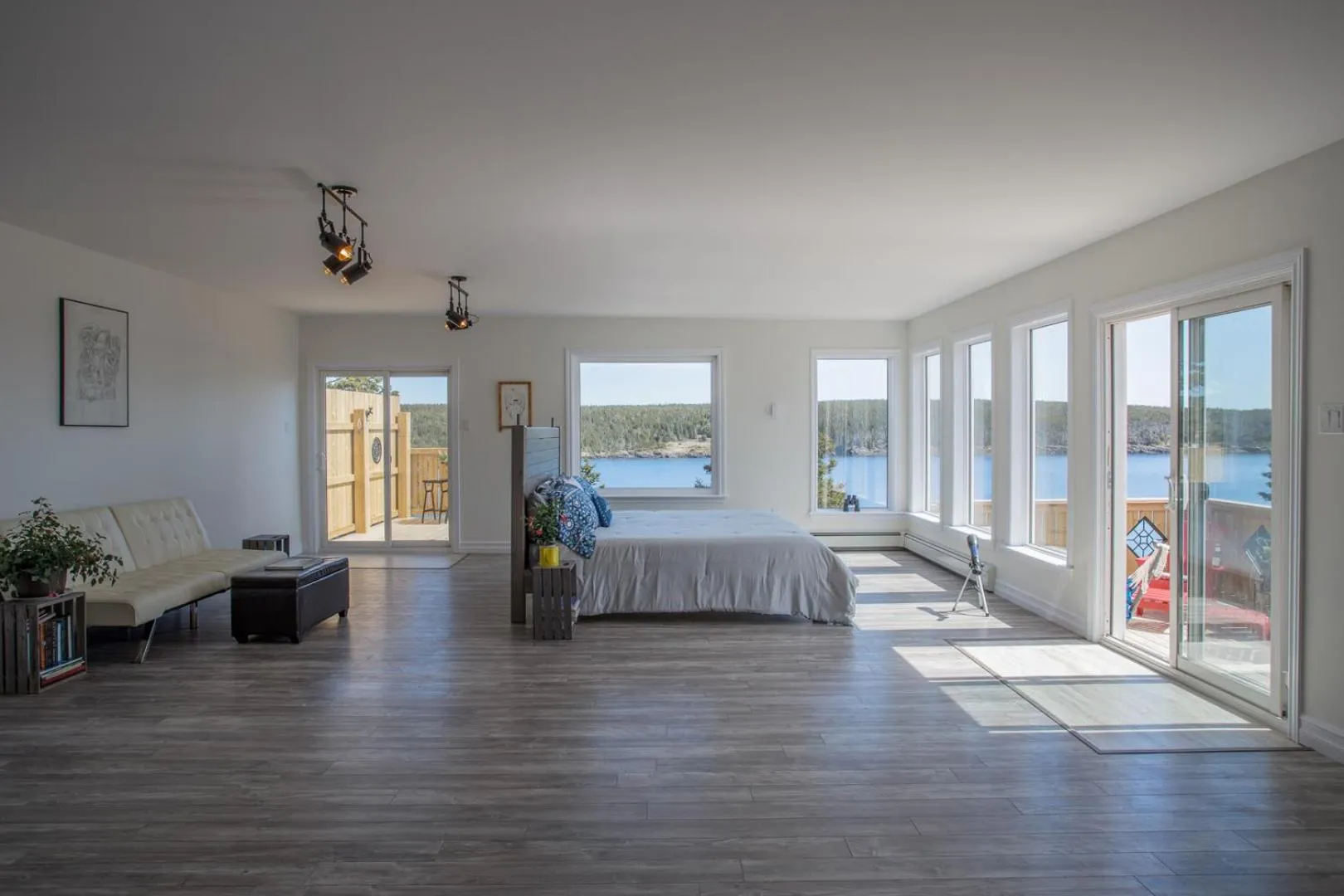 Bed in Whale House Guest House