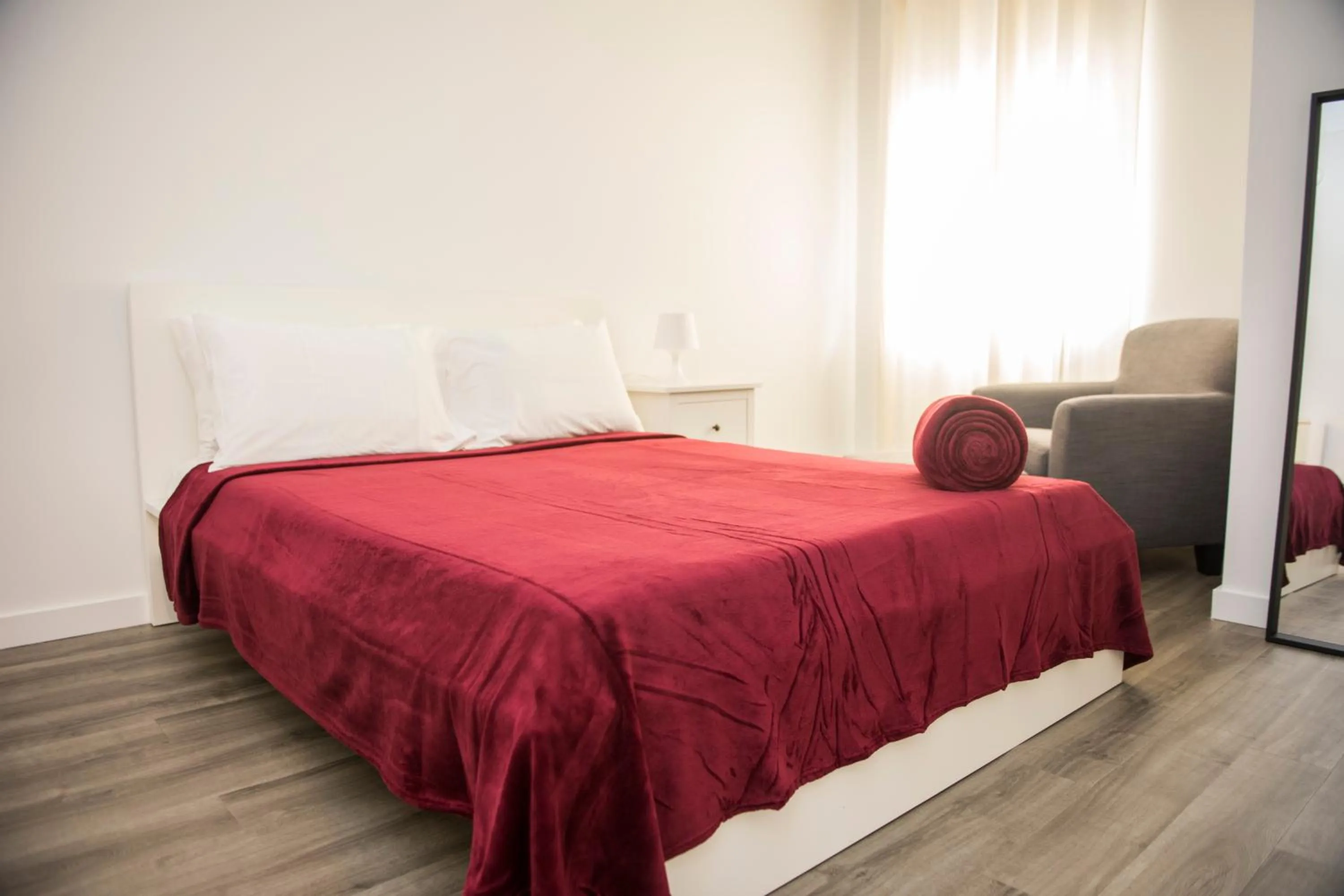 12th & Ocean Suites by LuxUrban