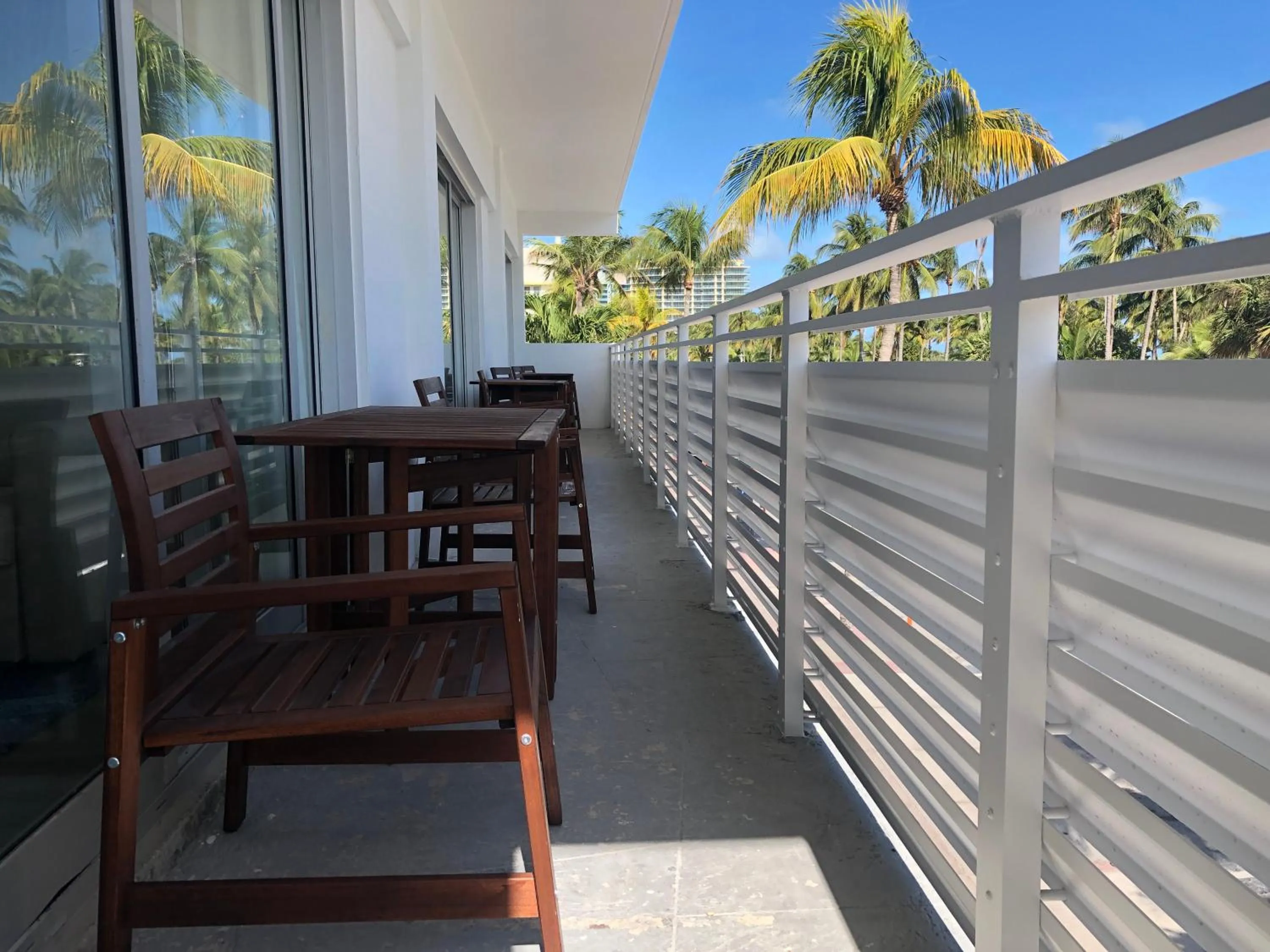 Balcony/Terrace in 12th & Ocean Suites by LuxUrban