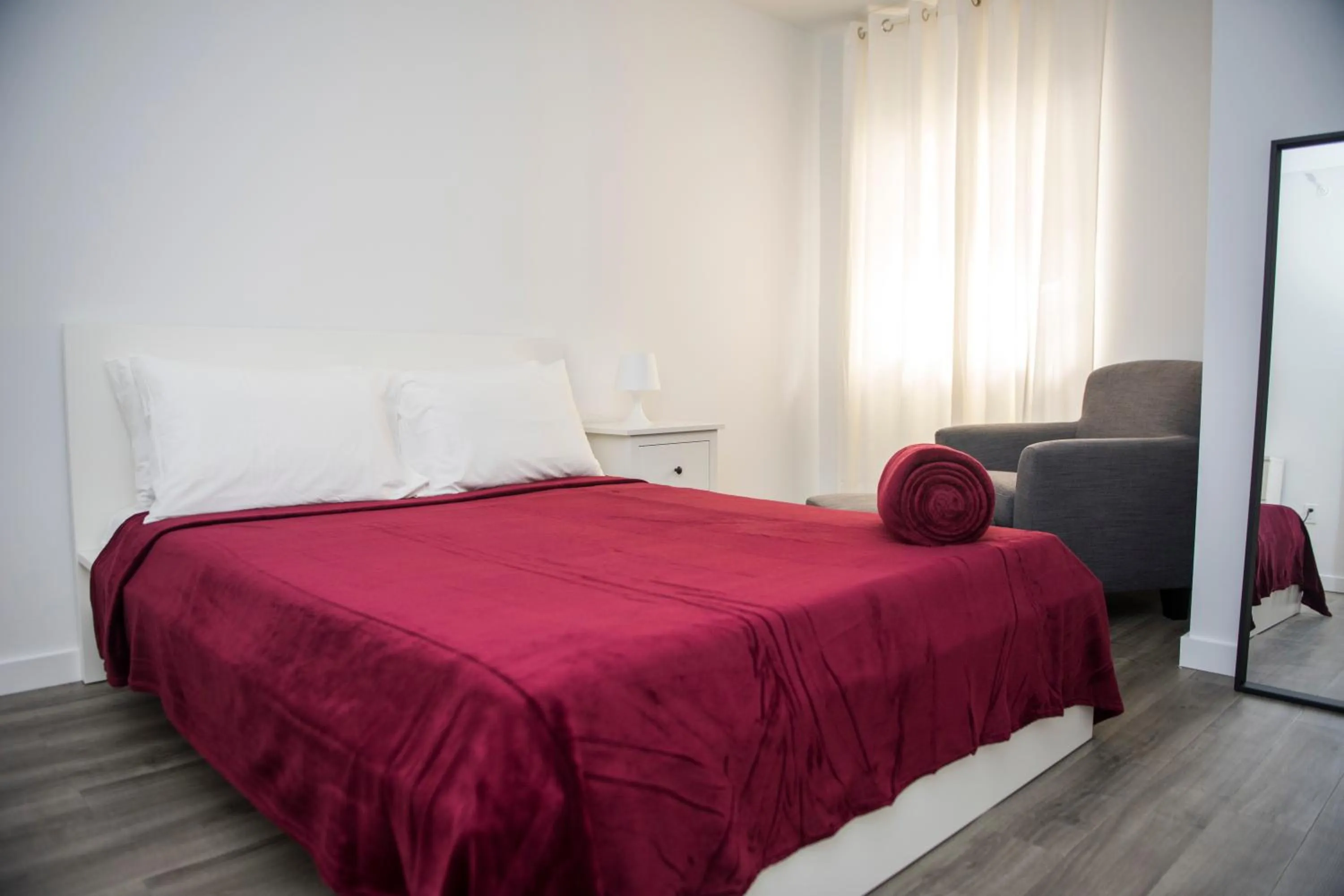 12th & Ocean Suites by LuxUrban