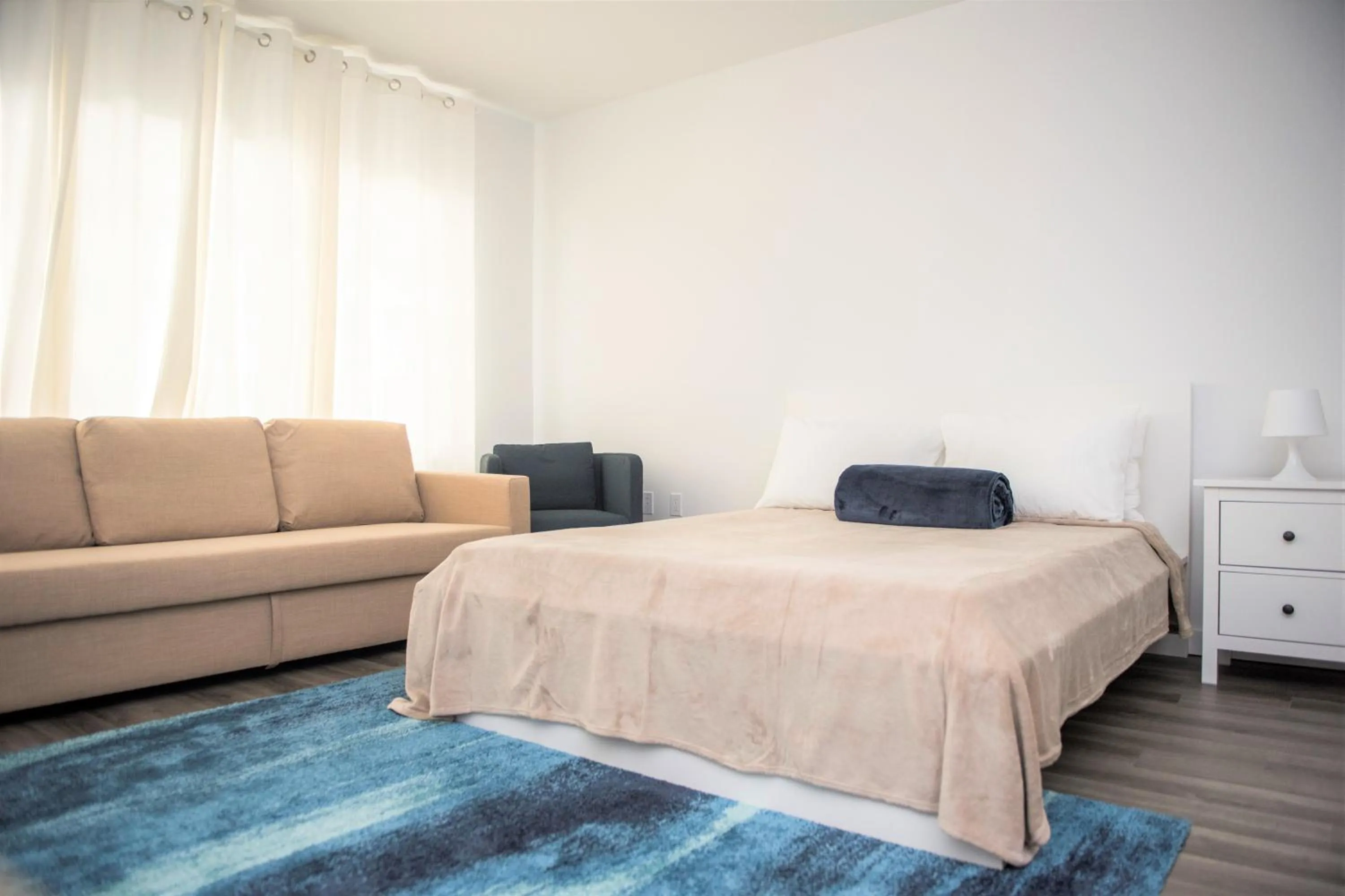 12th & Ocean Suites by LuxUrban