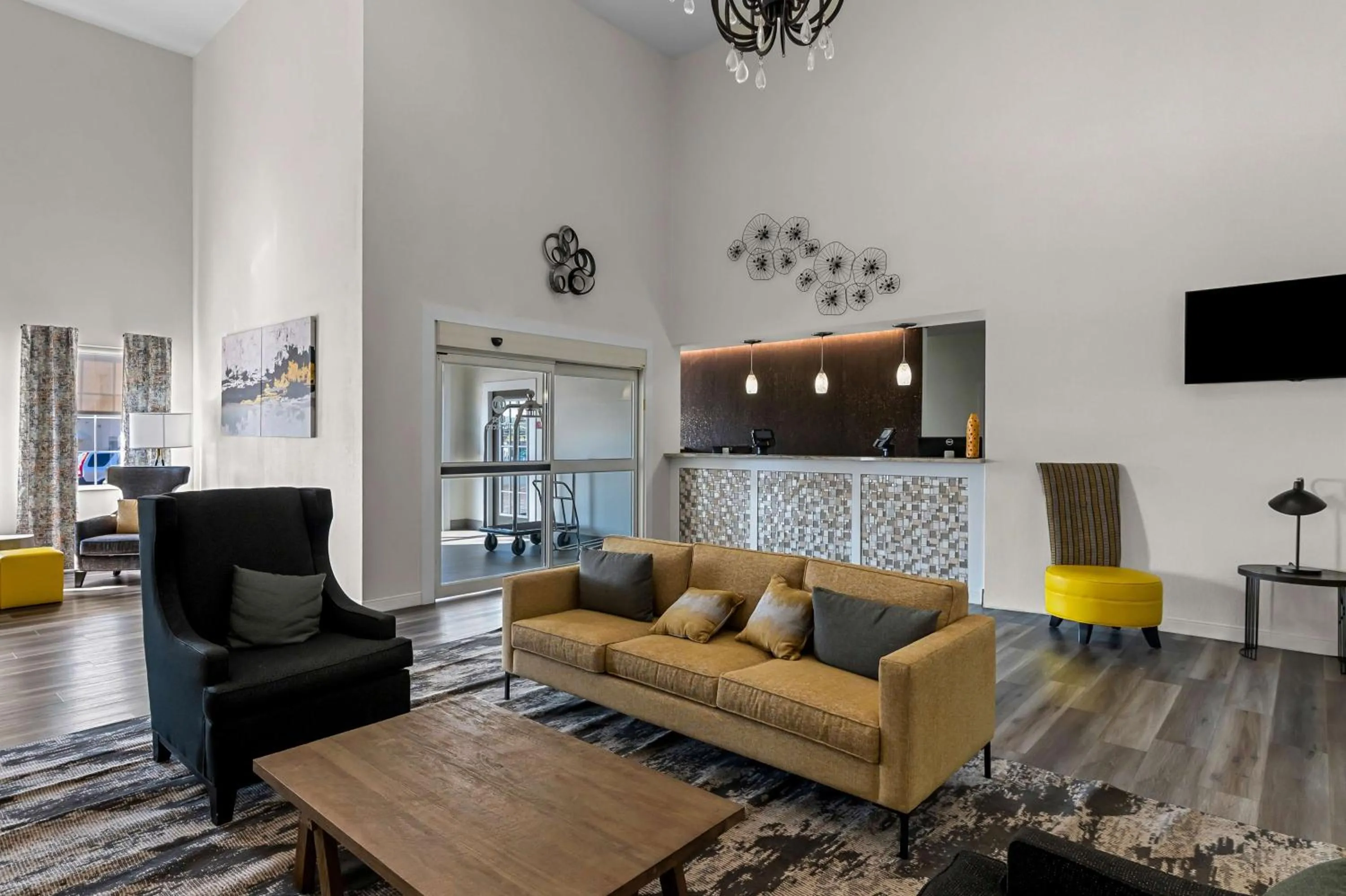 Lobby or reception in Best Western Sherwood Inn & Suites