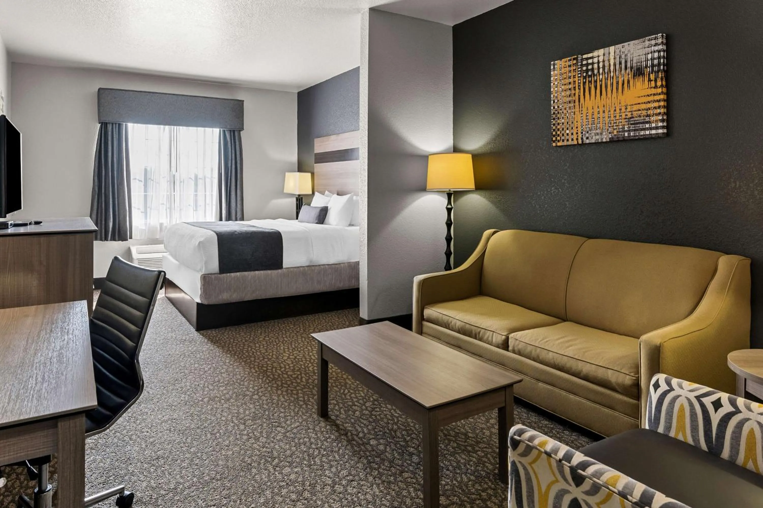 Photo of the whole room, Bed in Best Western Sherwood Inn & Suites