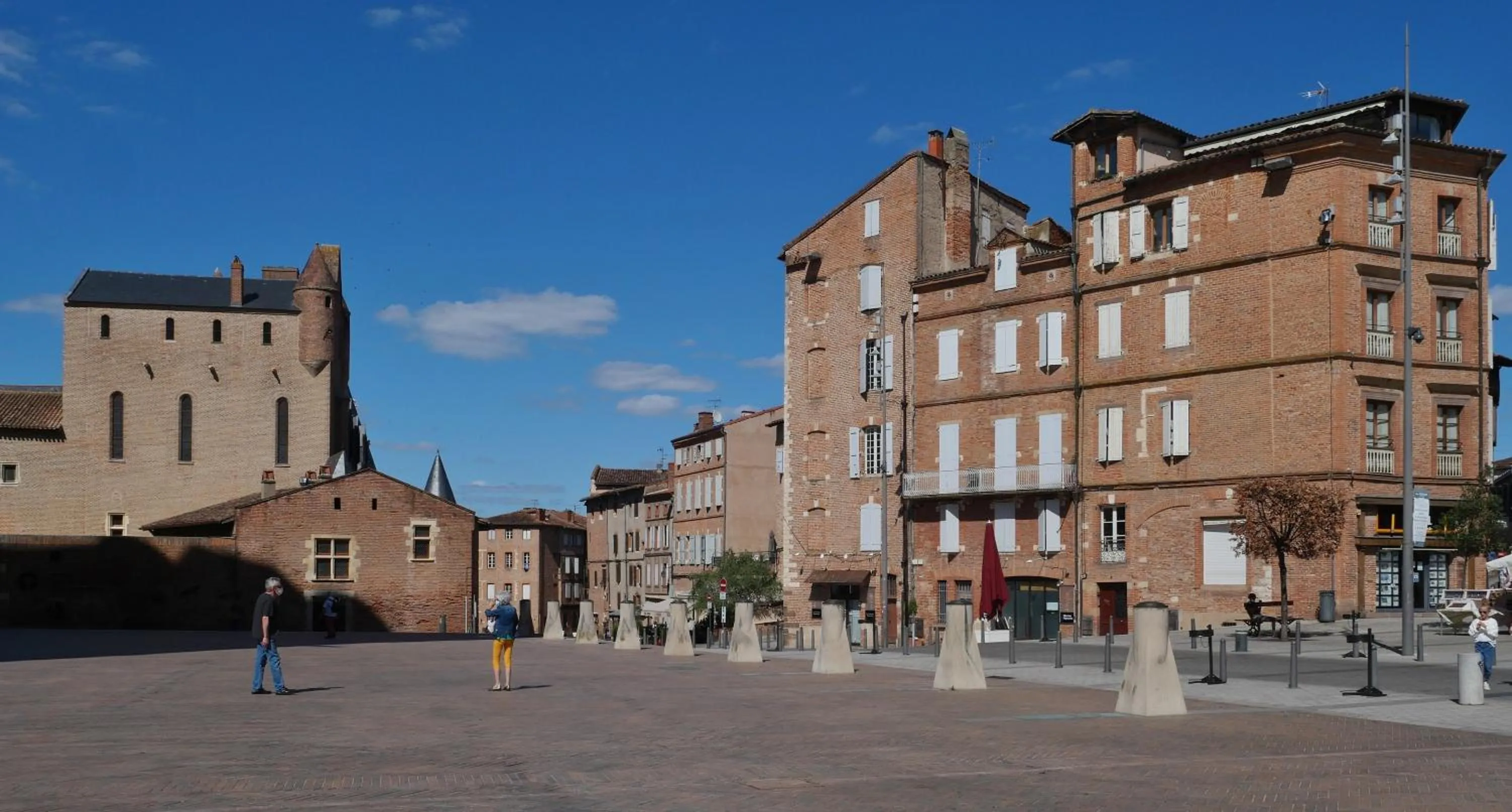 Facade/entrance in Chambre d'Elvire