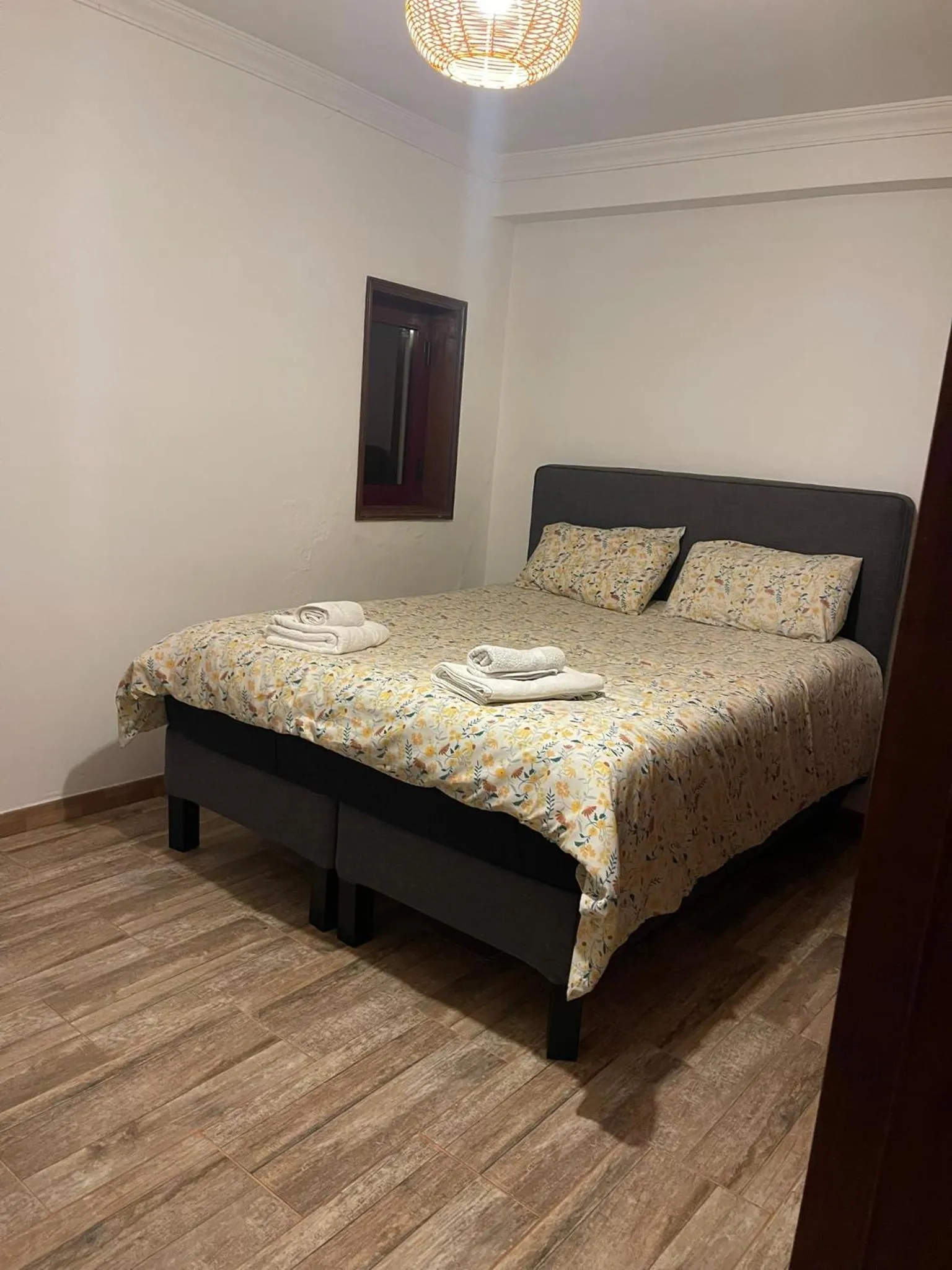 Bed in Catloc & Kitcat Alojamento Local